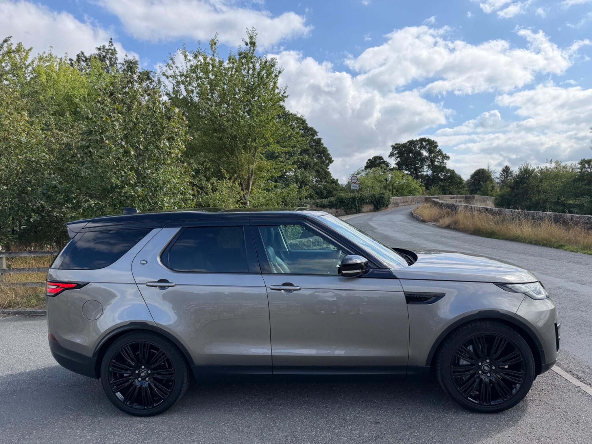 Land Rover Discovery - Image 16