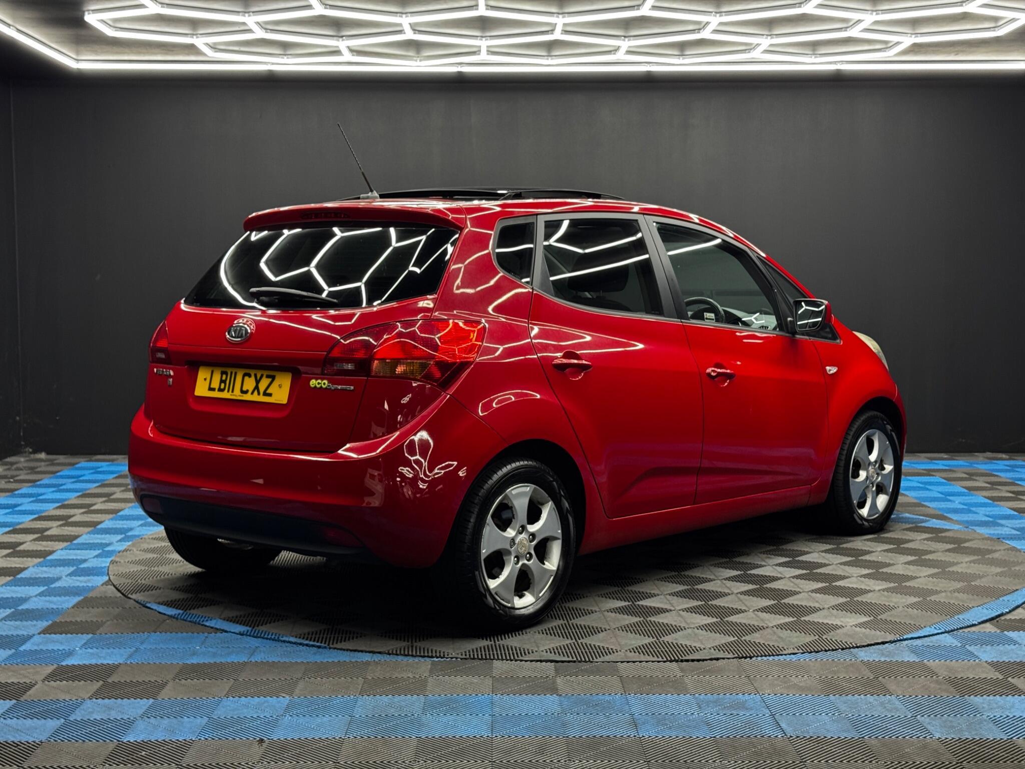 Kia Venga - Image 5