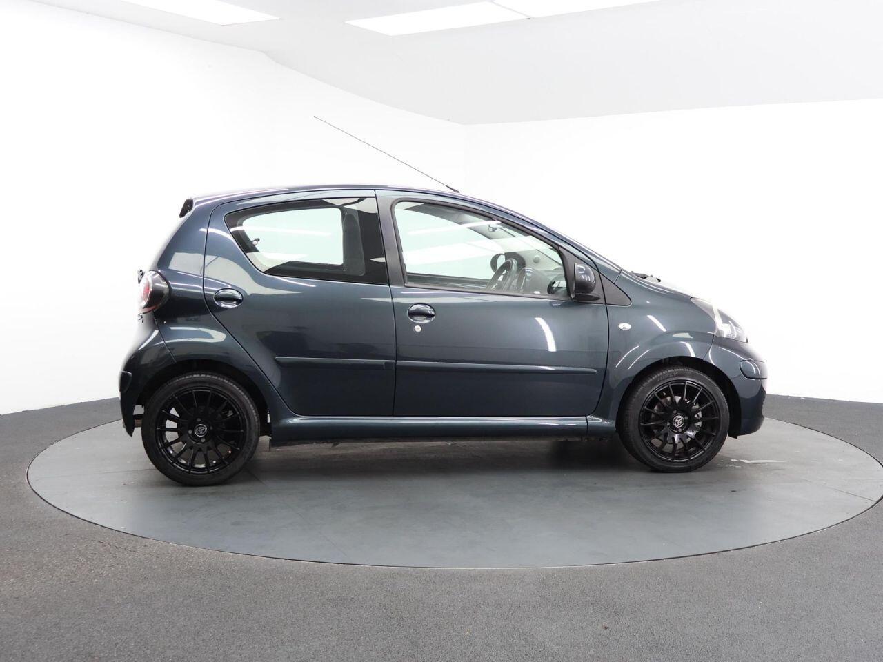 Toyota Aygo - Image 14