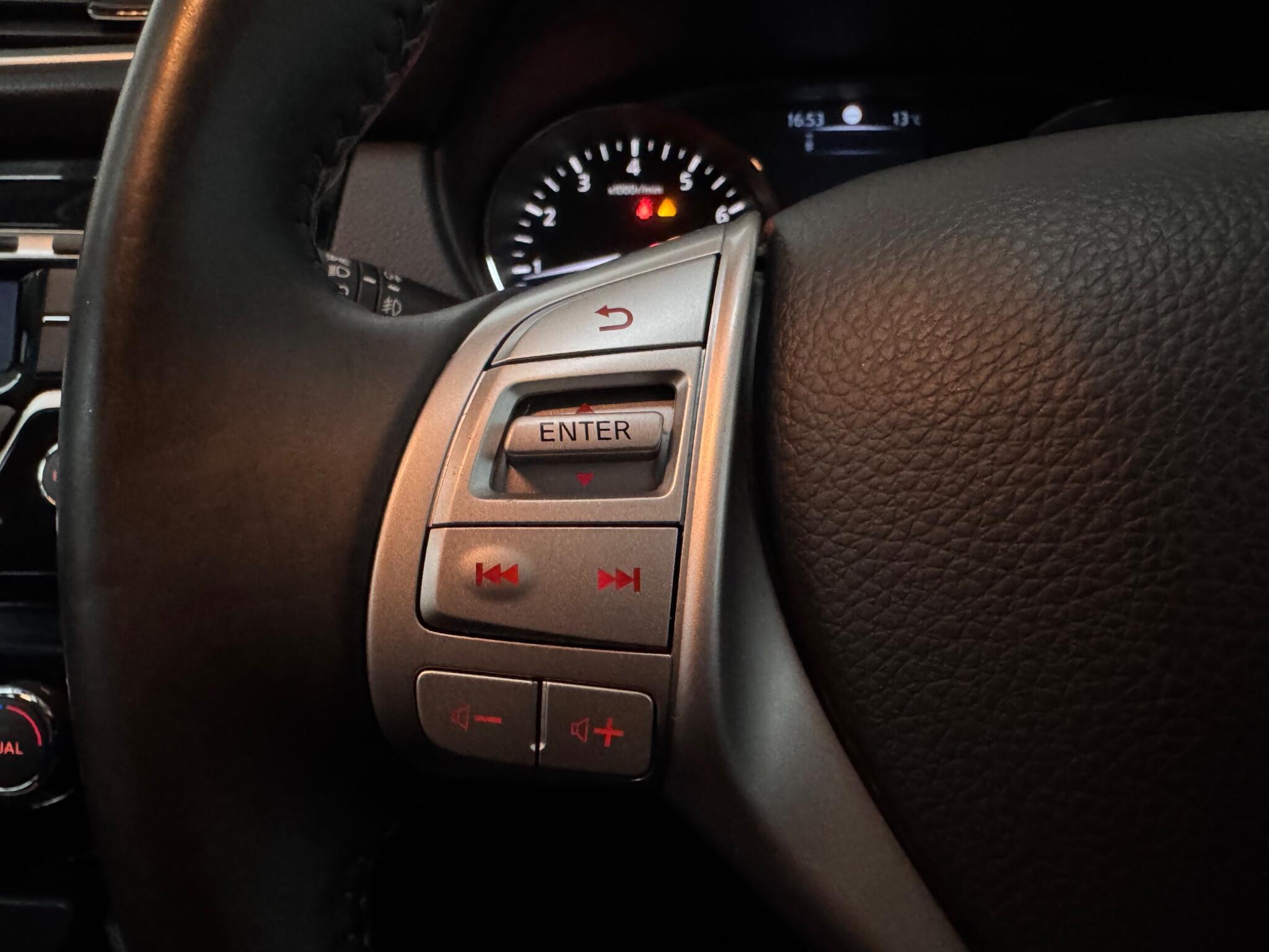Nissan Qashqai - Image 18