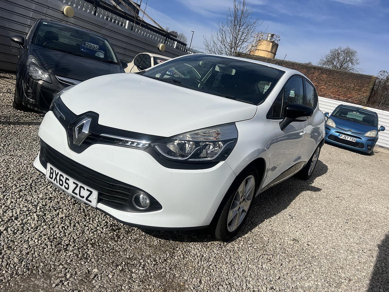 Renault Clio - Image 3