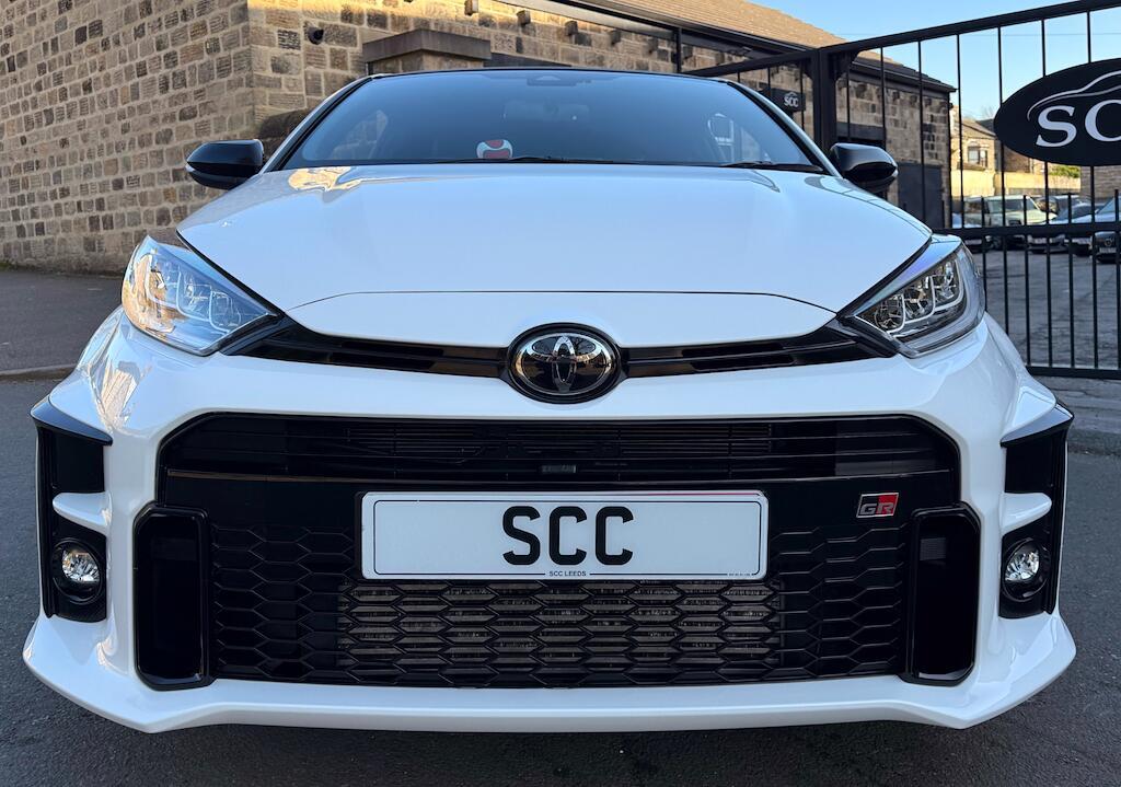 Toyota Yaris - Image 9