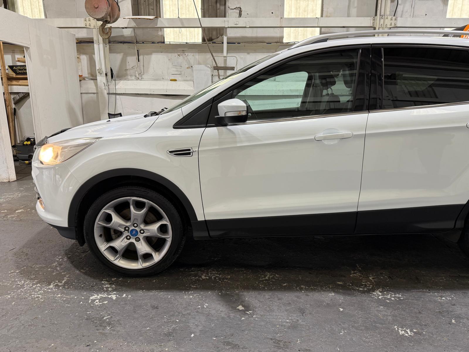 Ford Kuga - Image 26