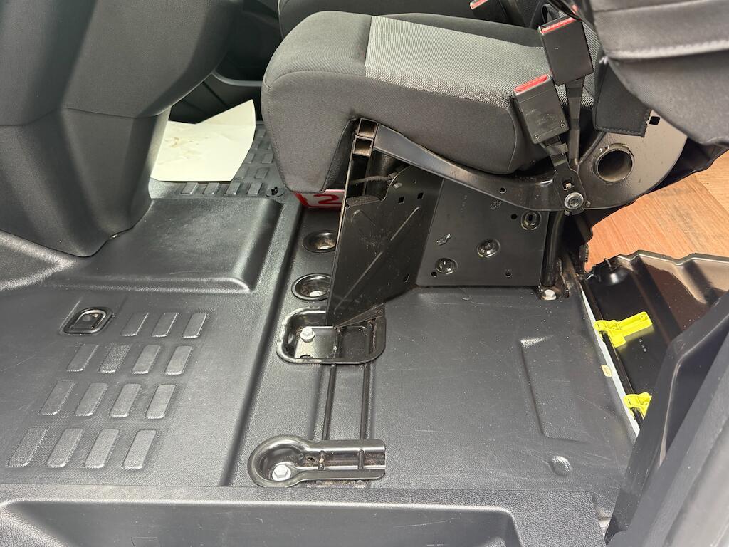 Peugeot Expert - Image 16