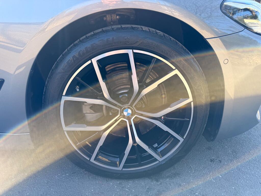 BMW 5 Series - Image 19