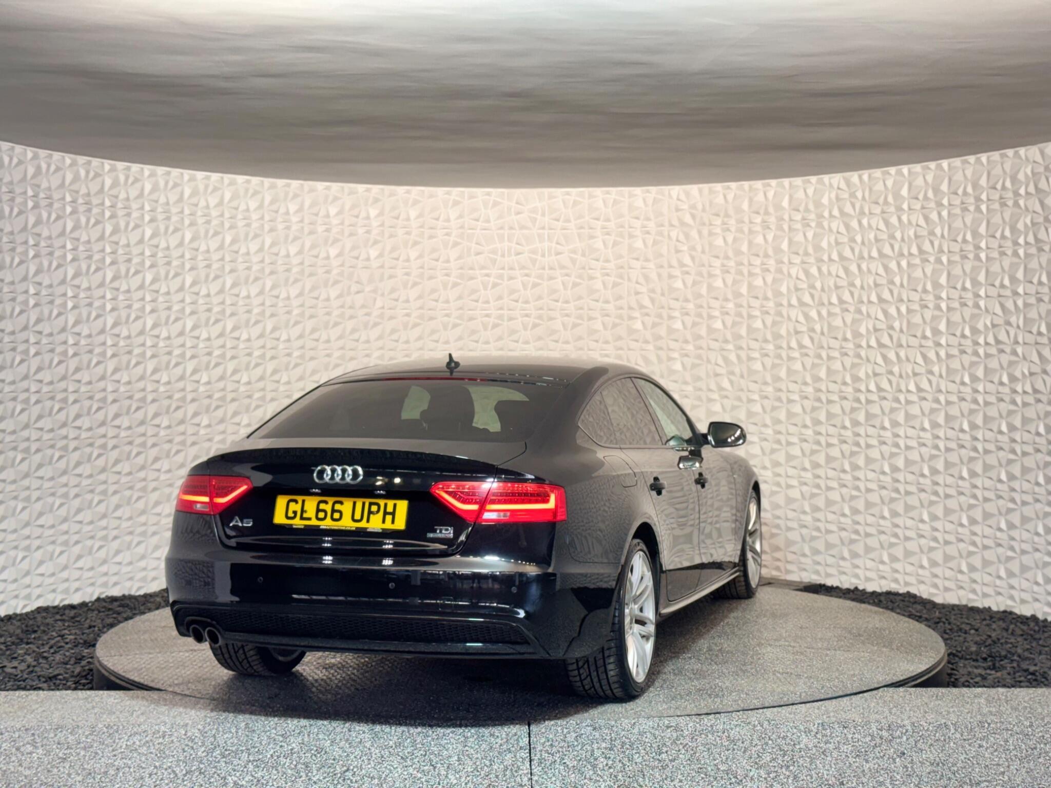 Audi A5 - Image 12