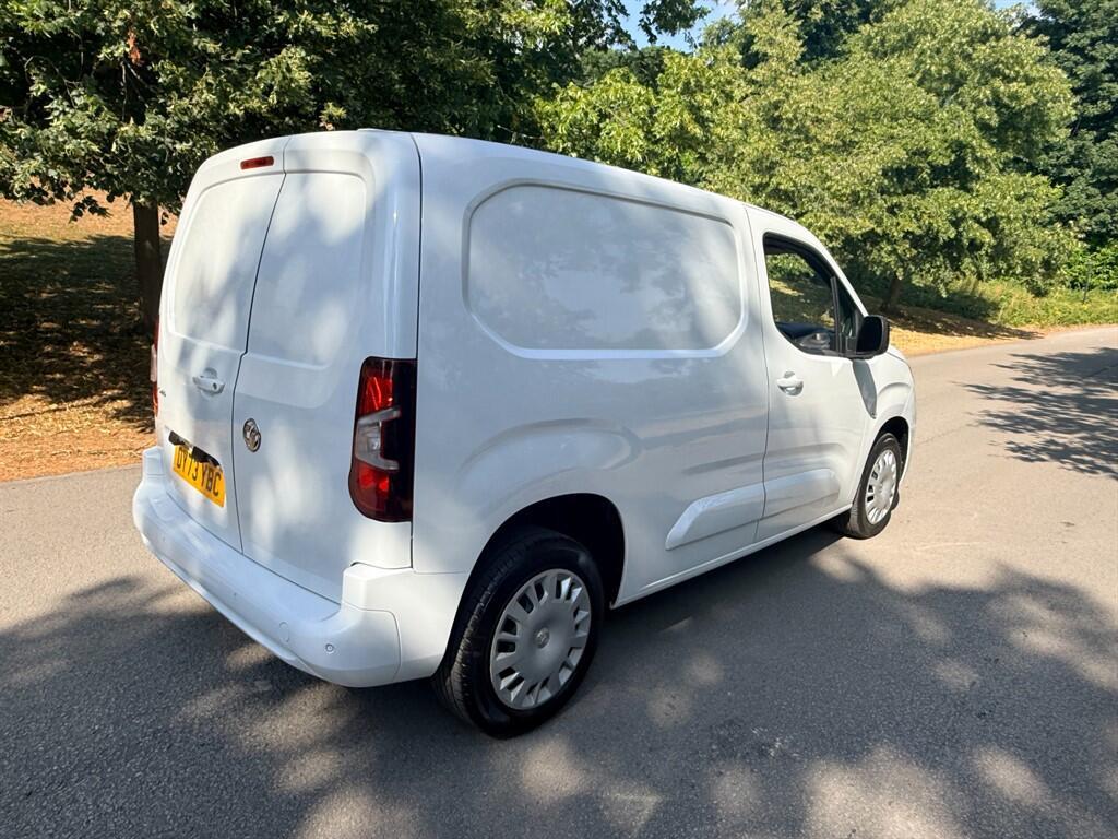 Vauxhall Combo - Image 5