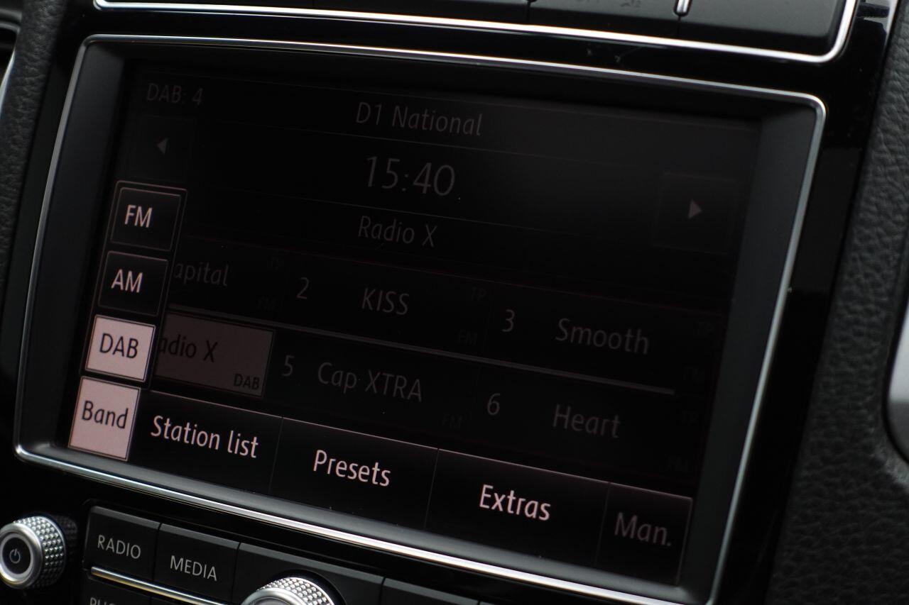 Volkswagen Touareg - Image 42