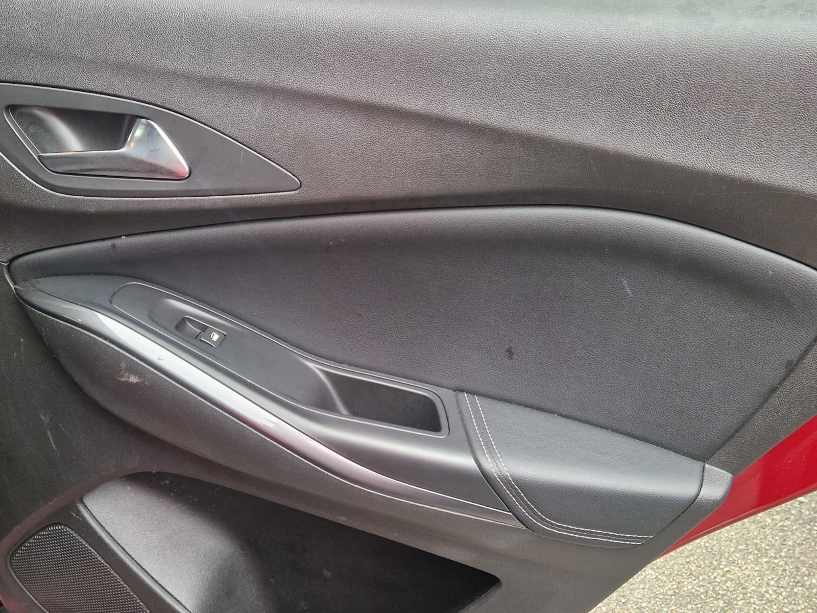 Vauxhall Grandland X - Image 33