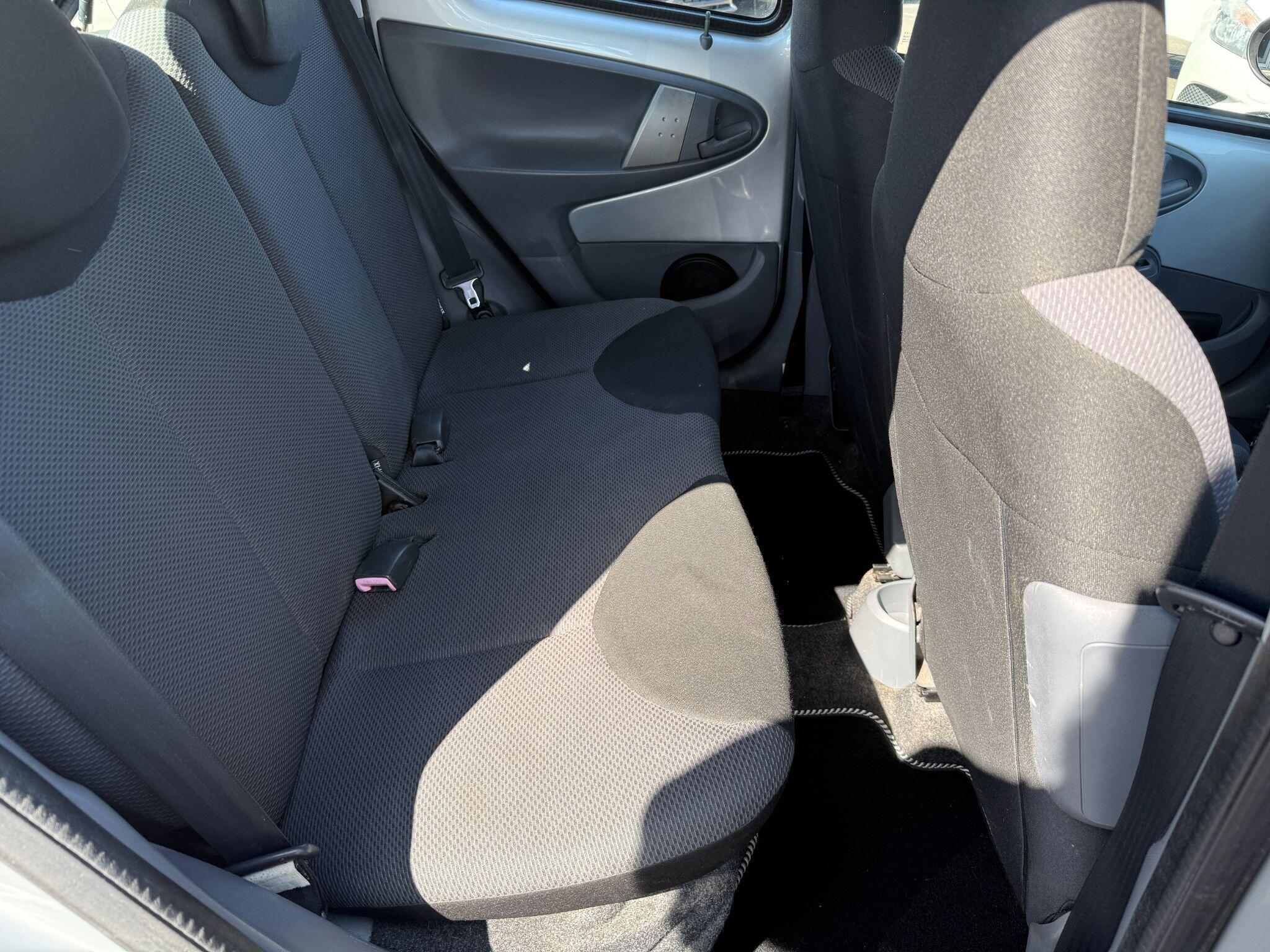 Toyota Aygo - Image 31