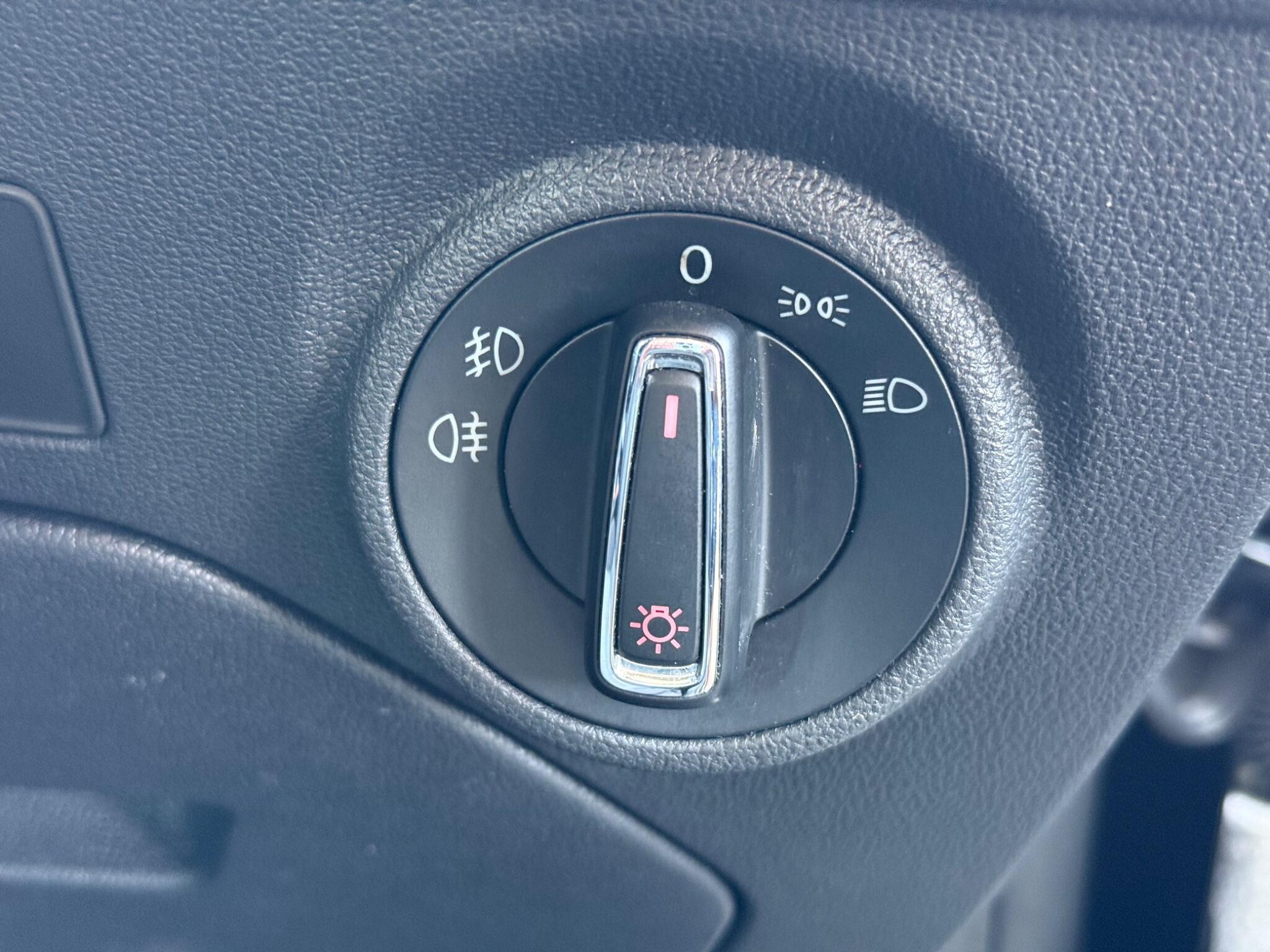 SEAT Leon - Image 17