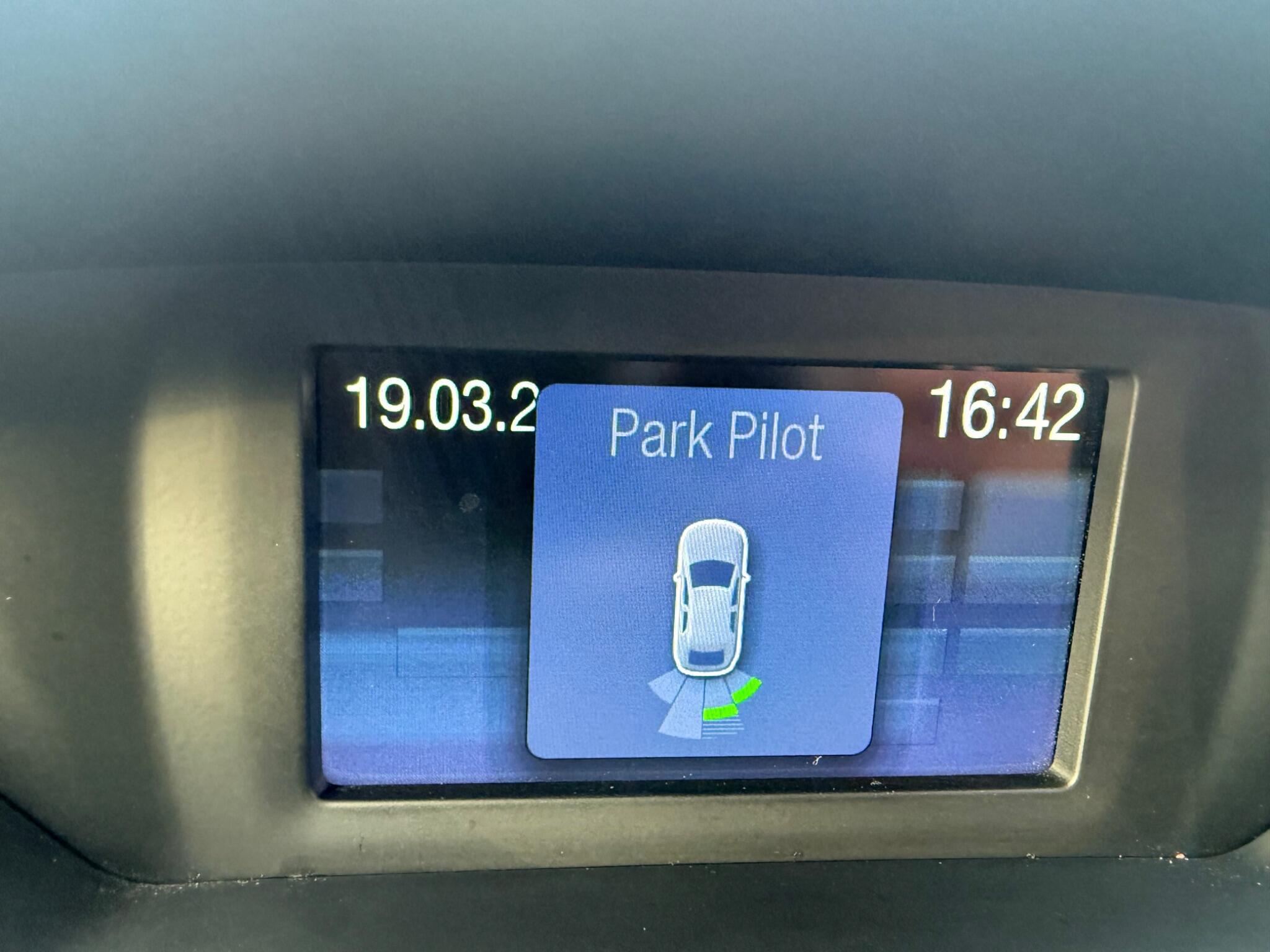 Ford B-Max - Image 19