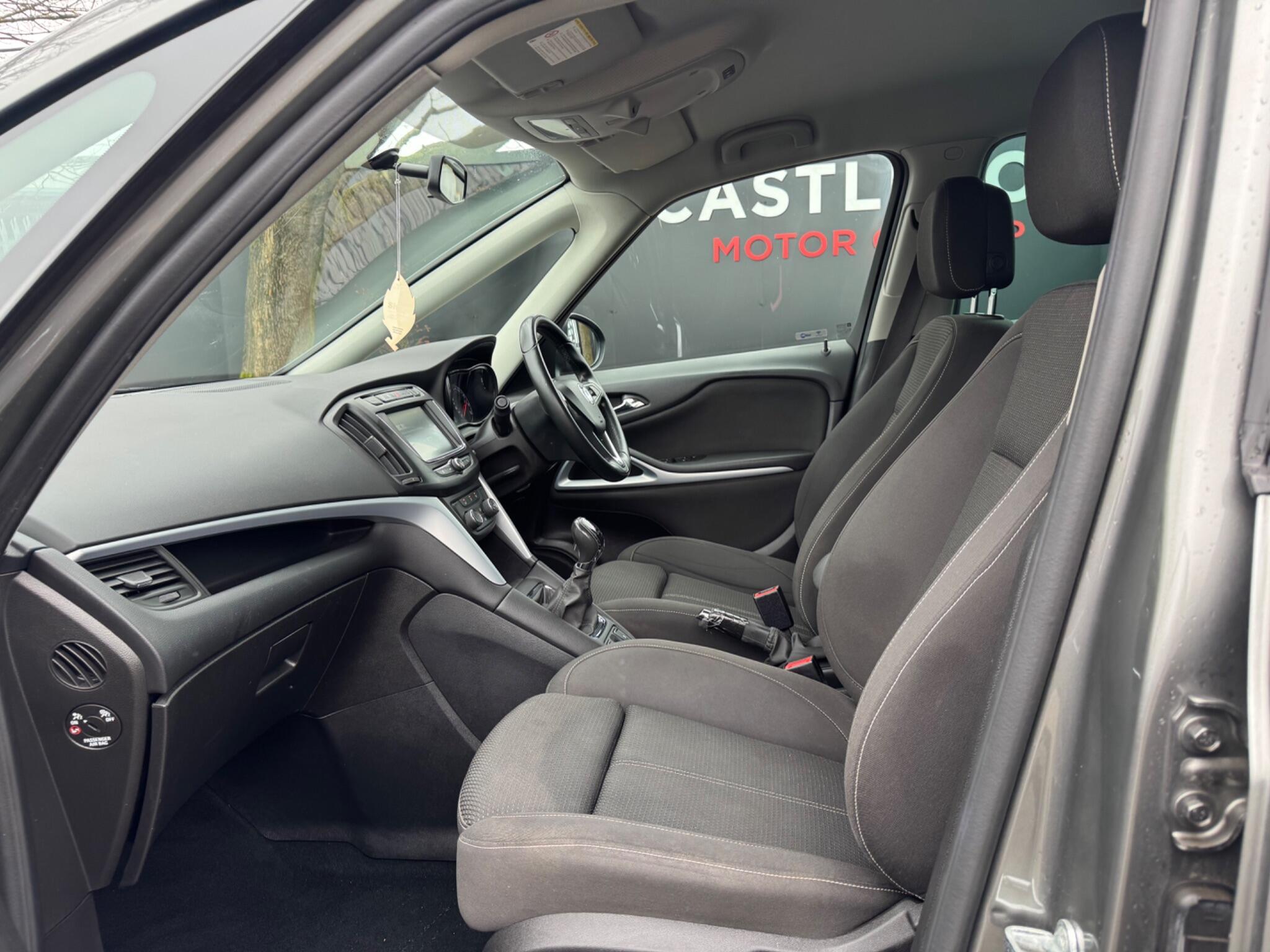 Vauxhall Zafira Tourer - Image 17