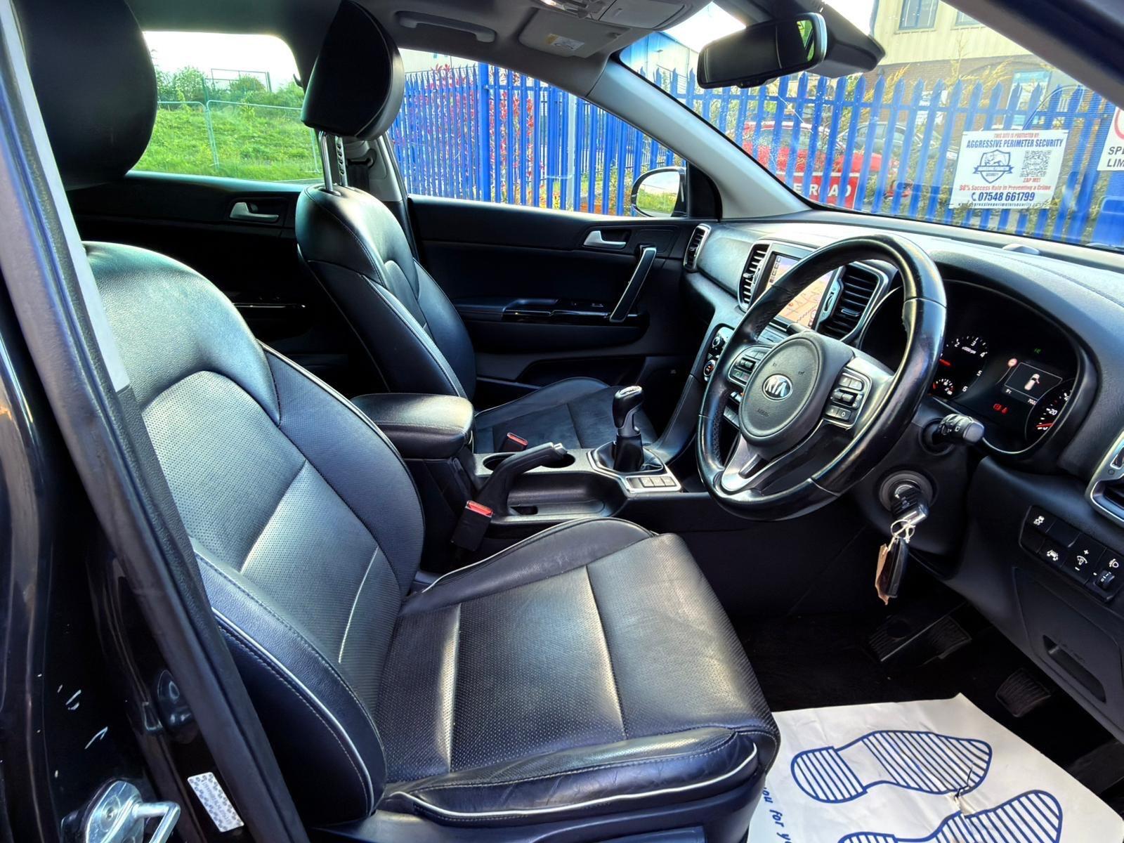 Kia Sportage - Image 31