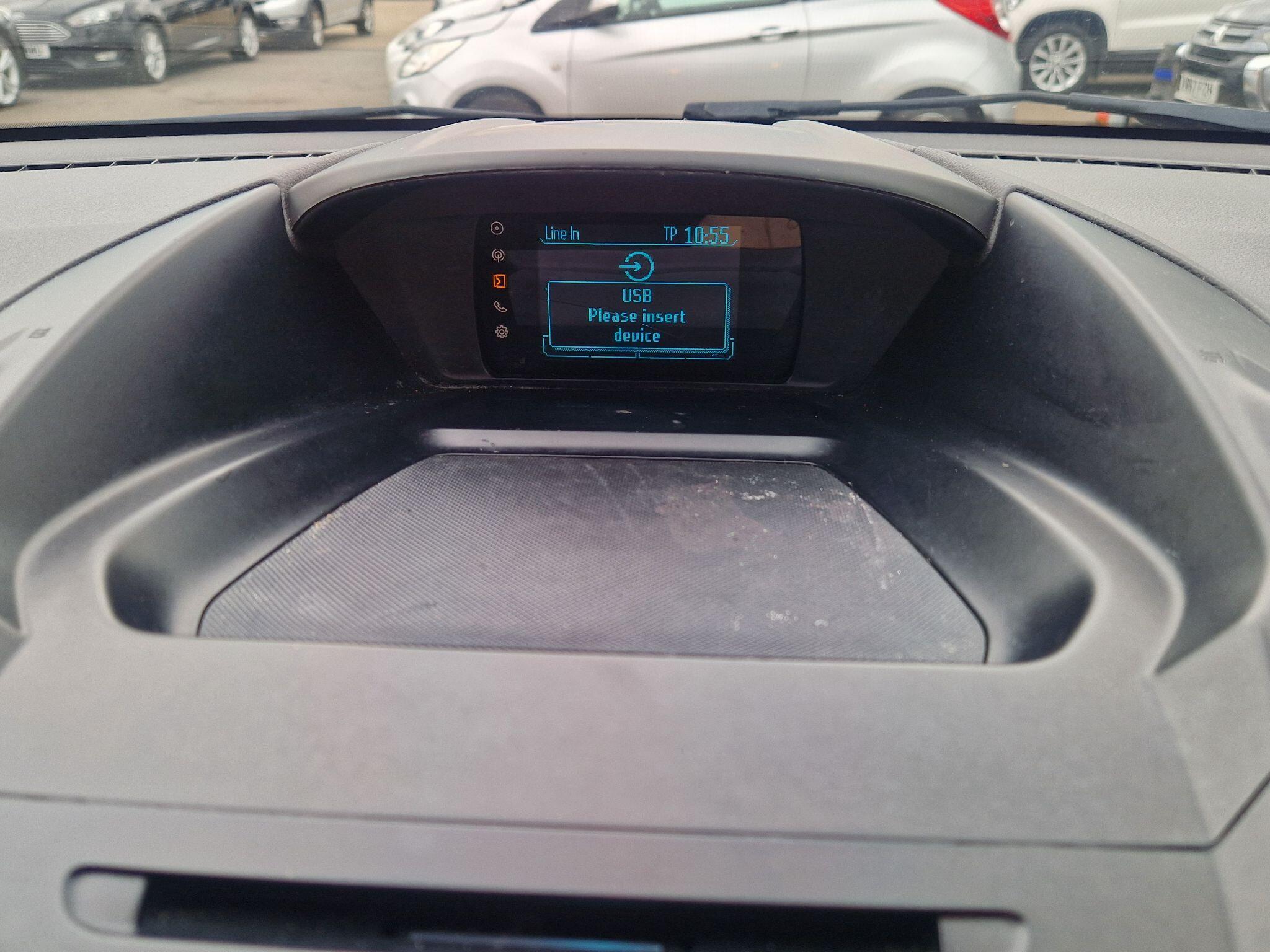 Ford Kuga - Image 51