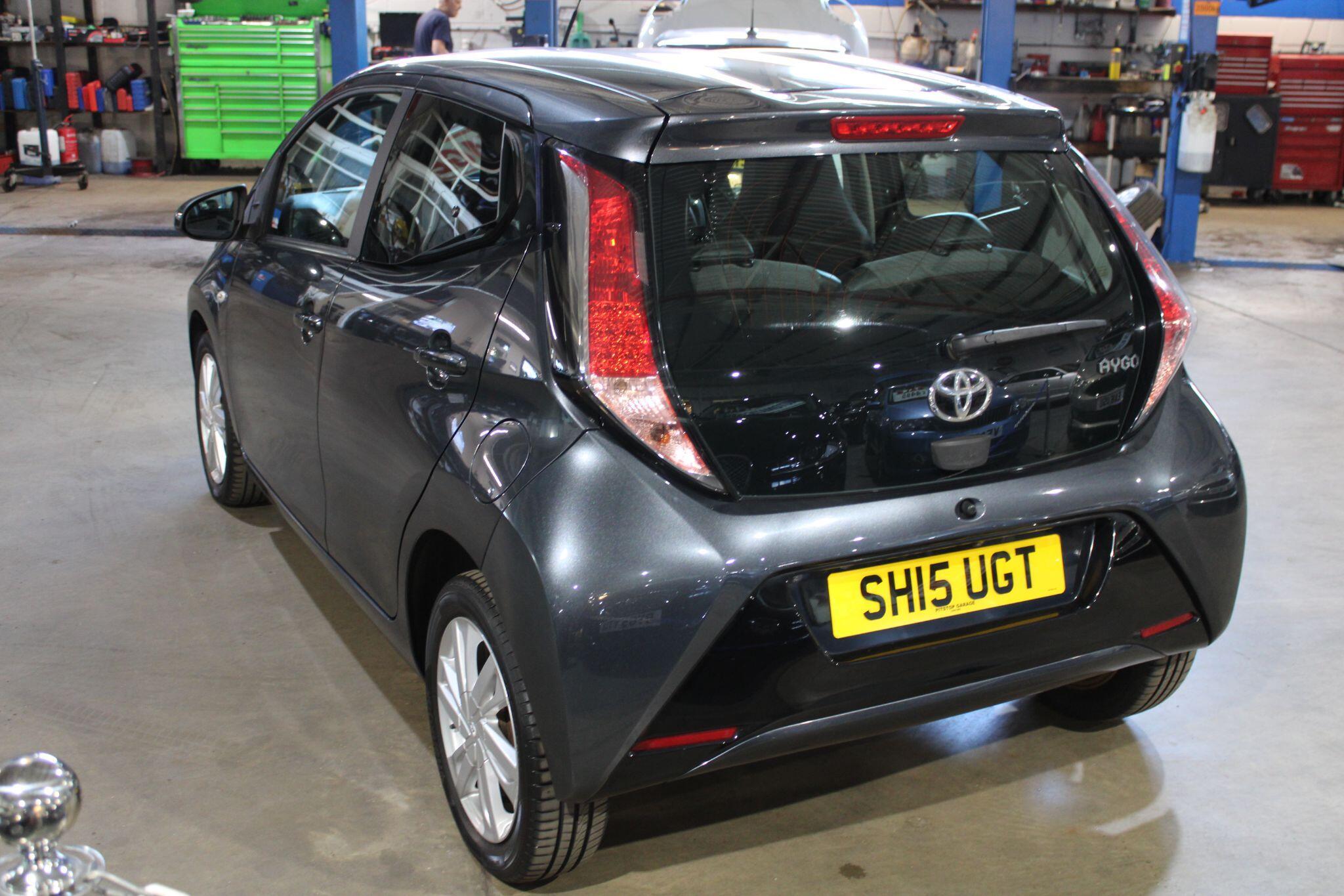 Toyota Aygo - Image 16