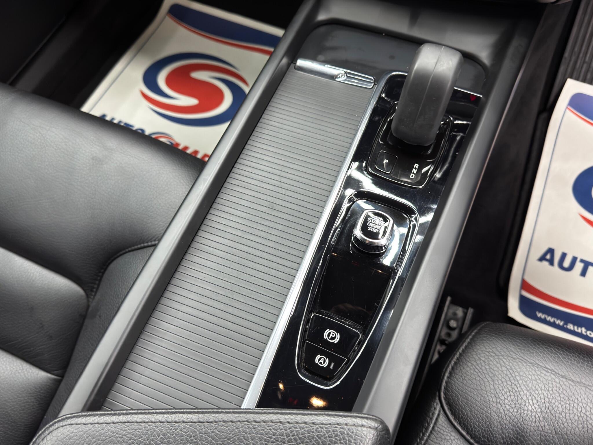 Volvo XC60 - Image 25