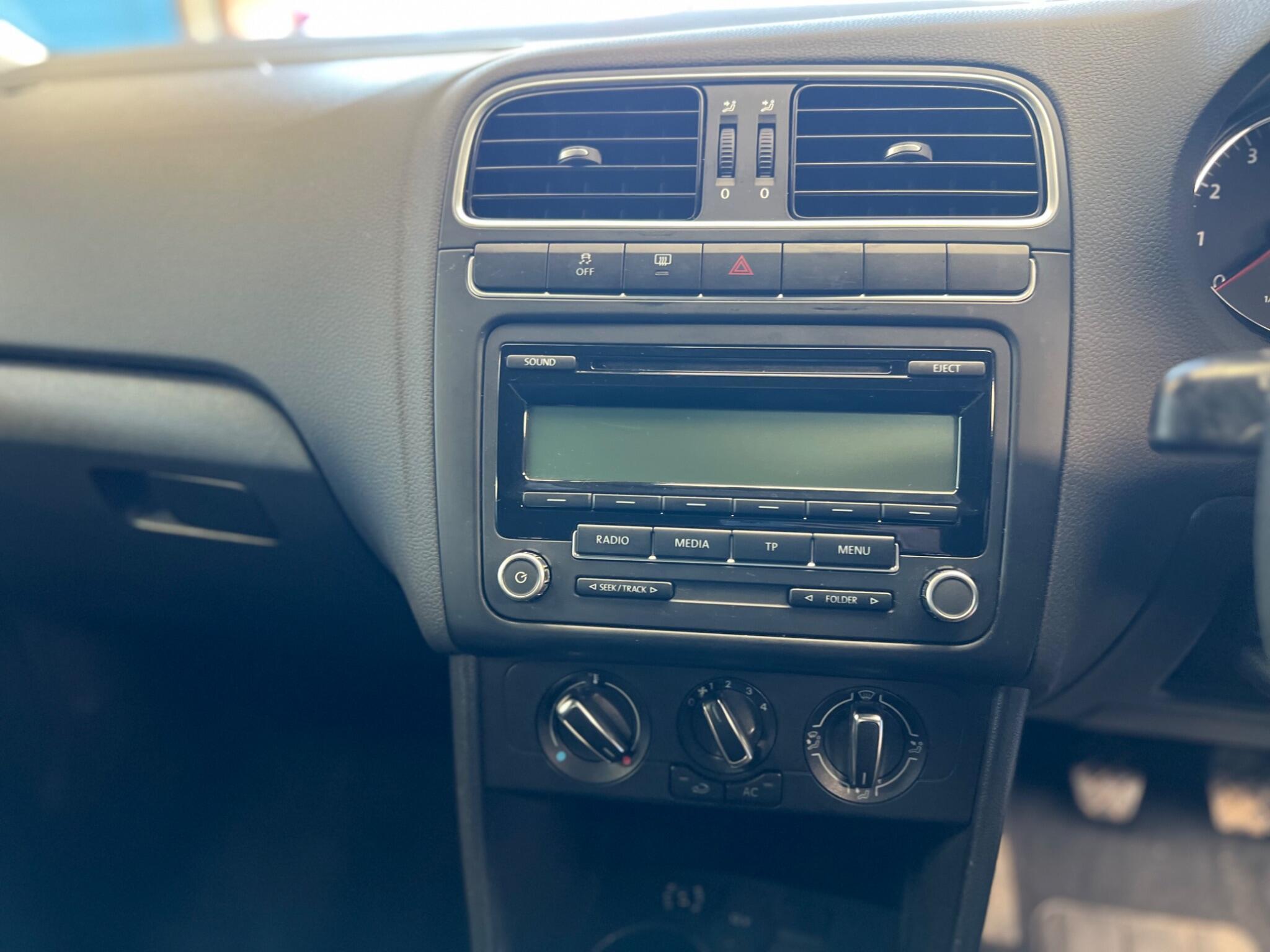 Volkswagen Polo - Image 15