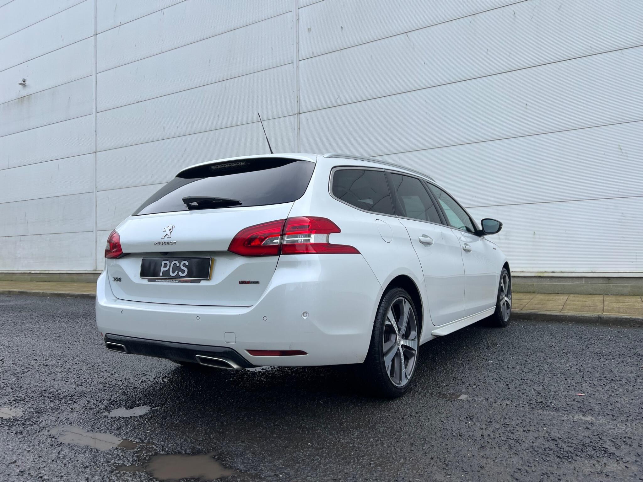 Peugeot 308 SW - Image 11