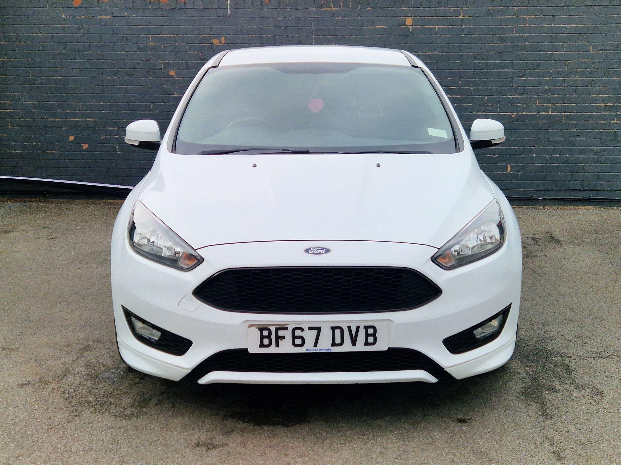 Ford Focus - Image 4