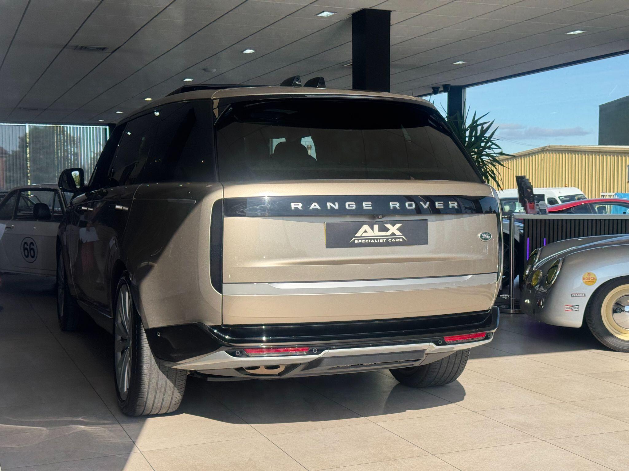 Land Rover Range Rover - Image 14