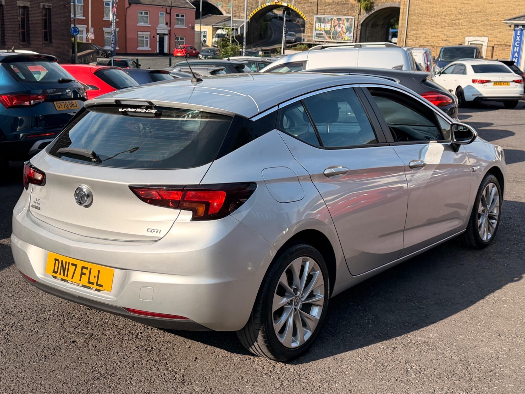 Vauxhall Astra - Image 7