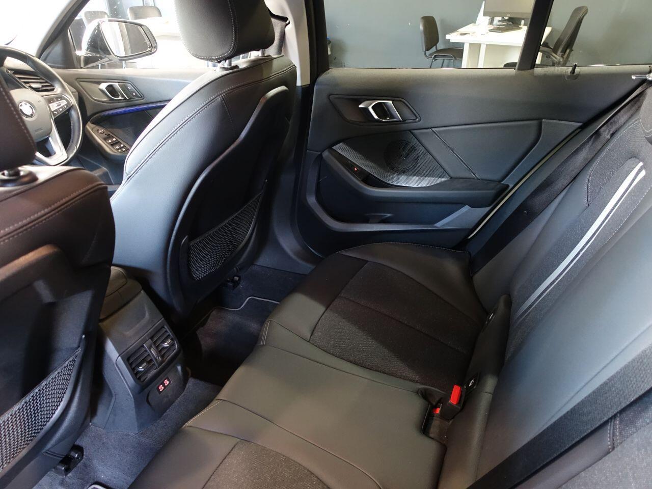 BMW 1 Series - Image 15