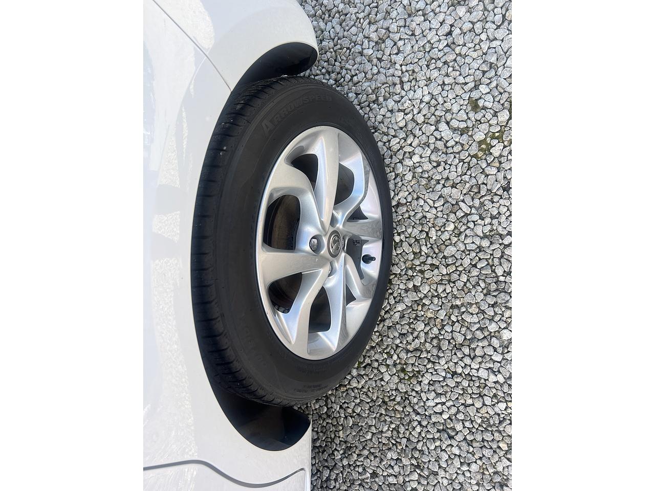 Vauxhall Corsa - Image 16