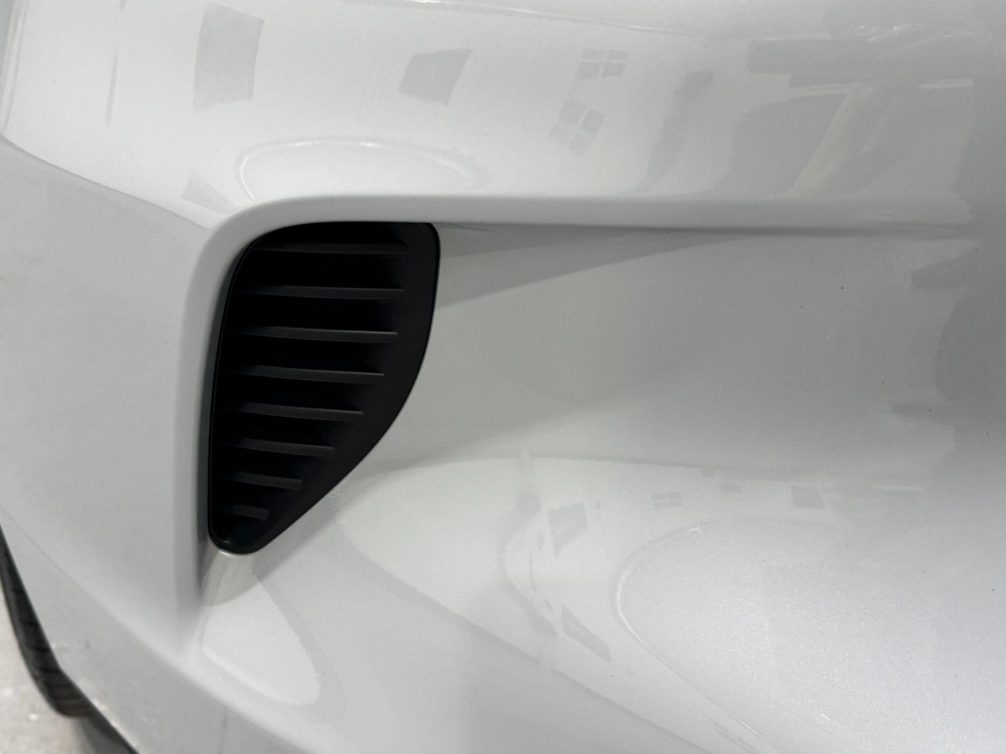 Porsche Taycan - Image 90