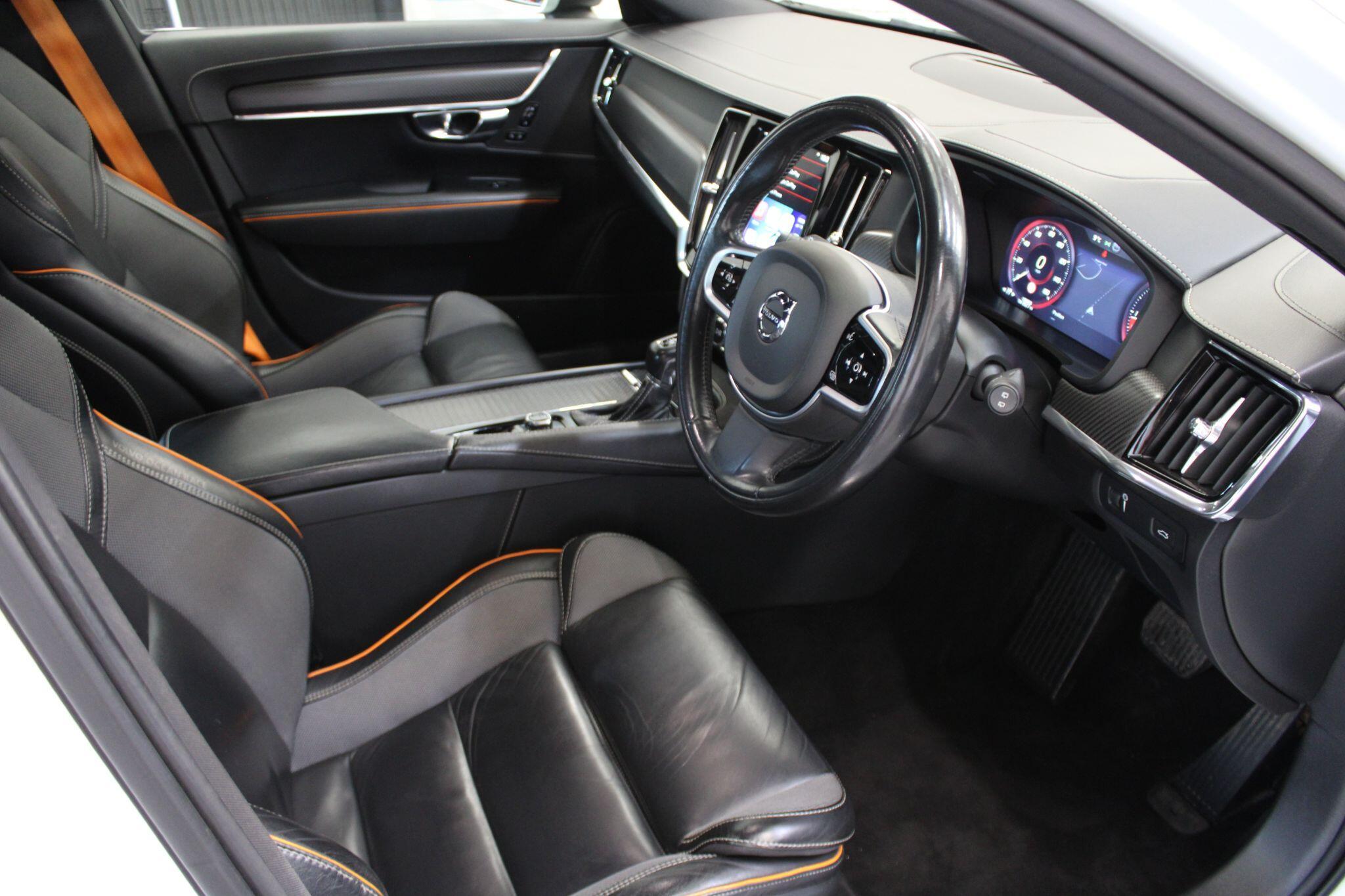Volvo V90 CROSS COUNTRY - Image 50