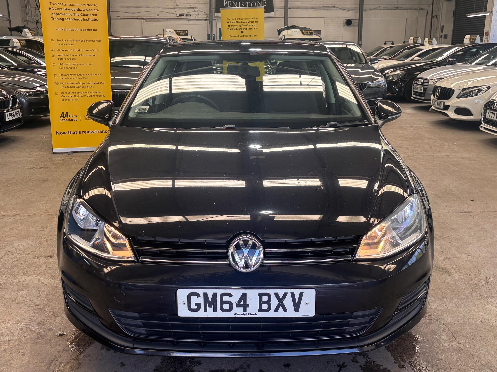 Volkswagen Golf - Image 14