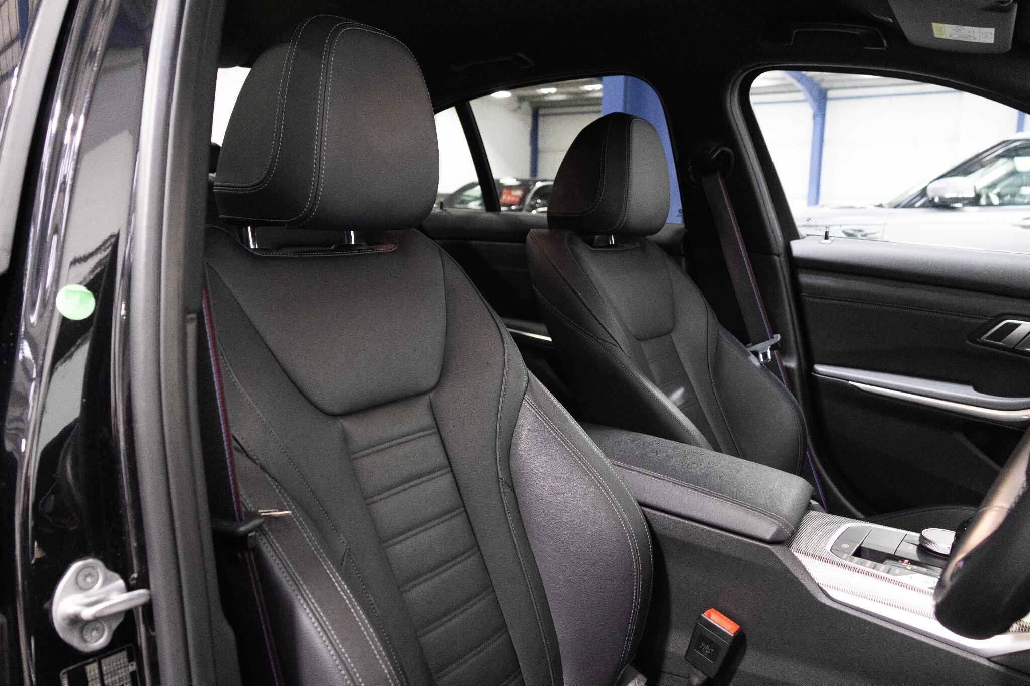 BMW 3 Series - Image 30