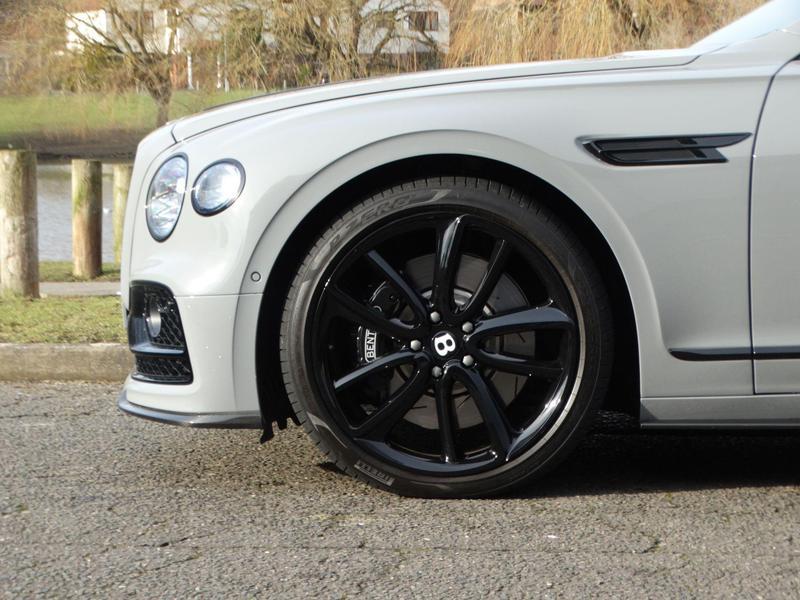 Bentley Flying Spur - Image 4
