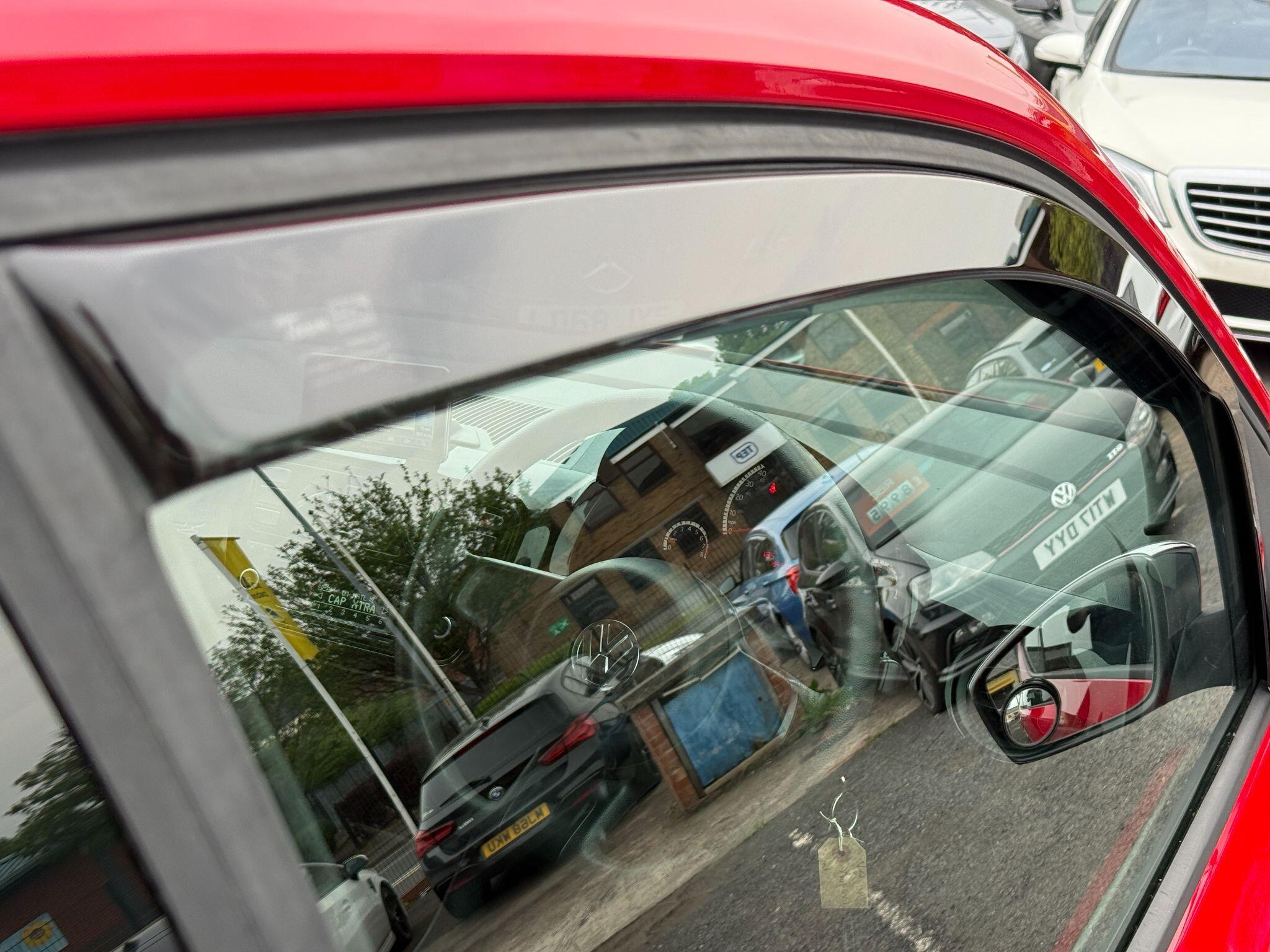 Volkswagen up! - Image 20