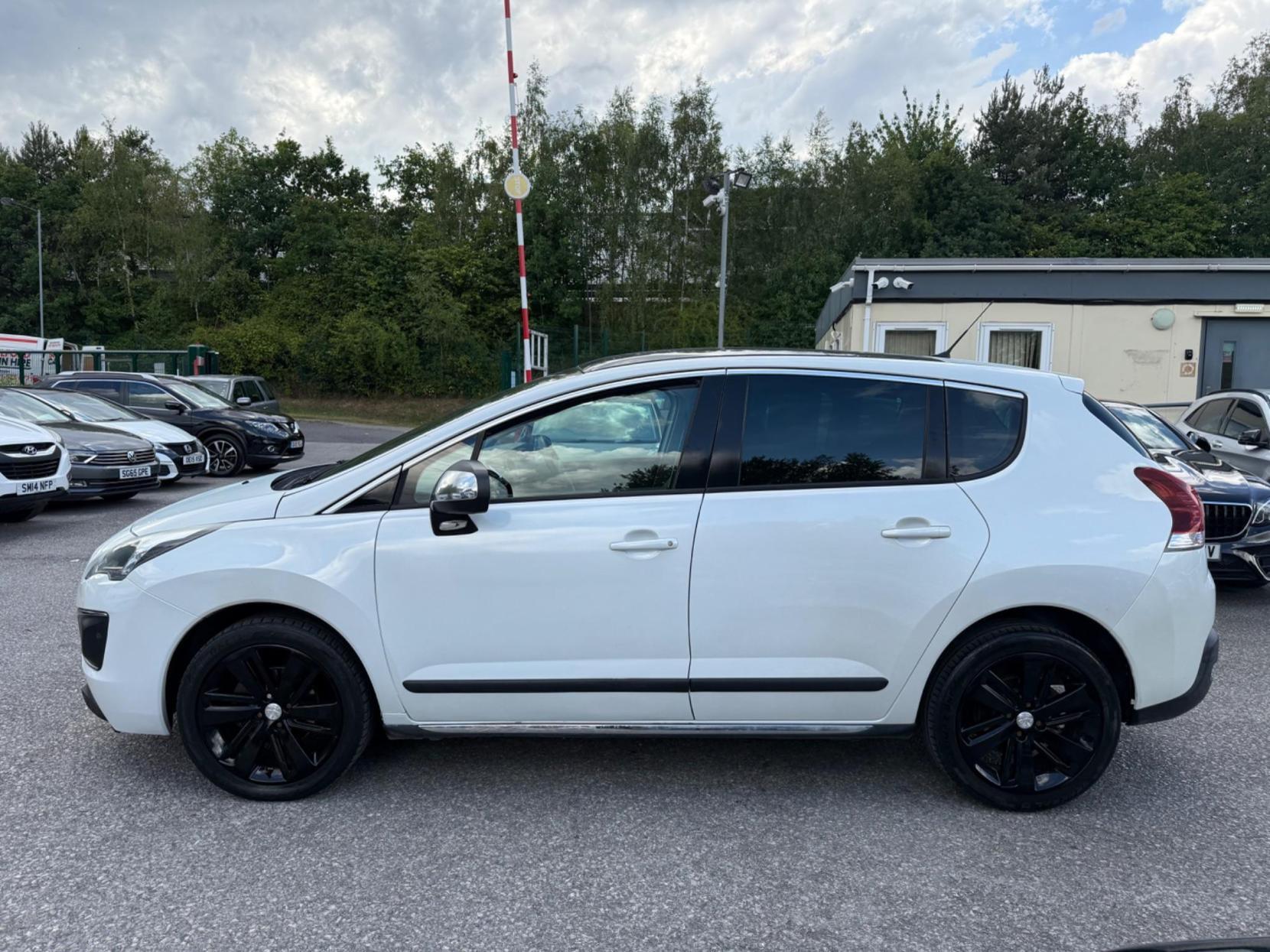 Peugeot 3008 - Image 9