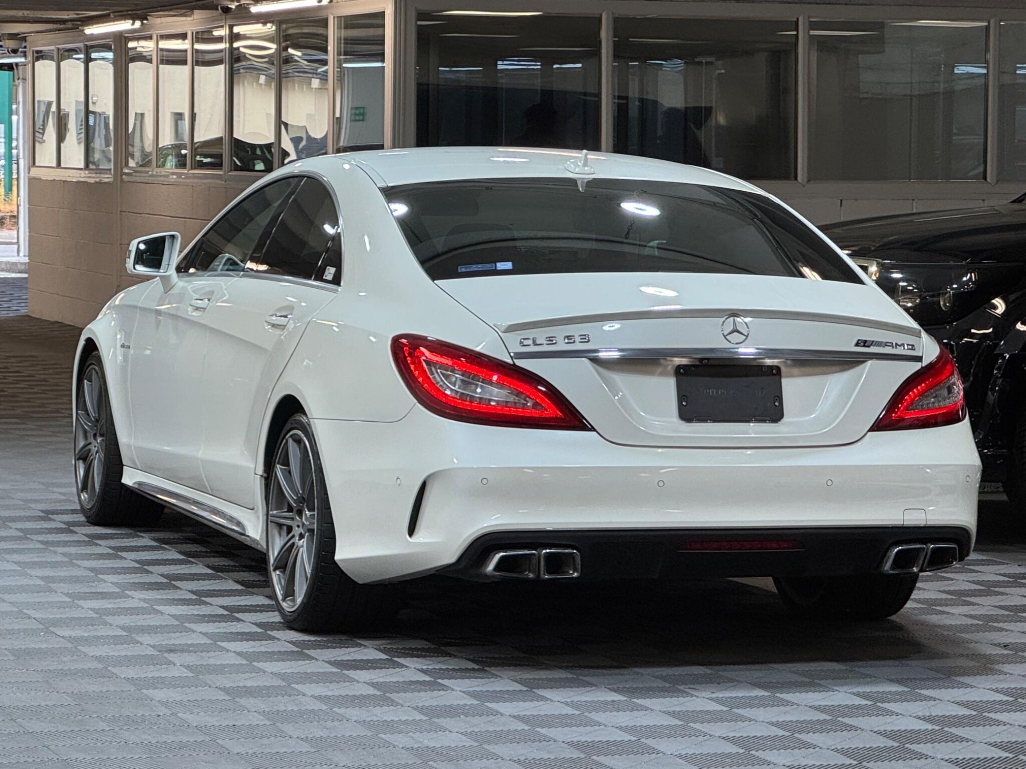 Mercedes CLS - Image 3