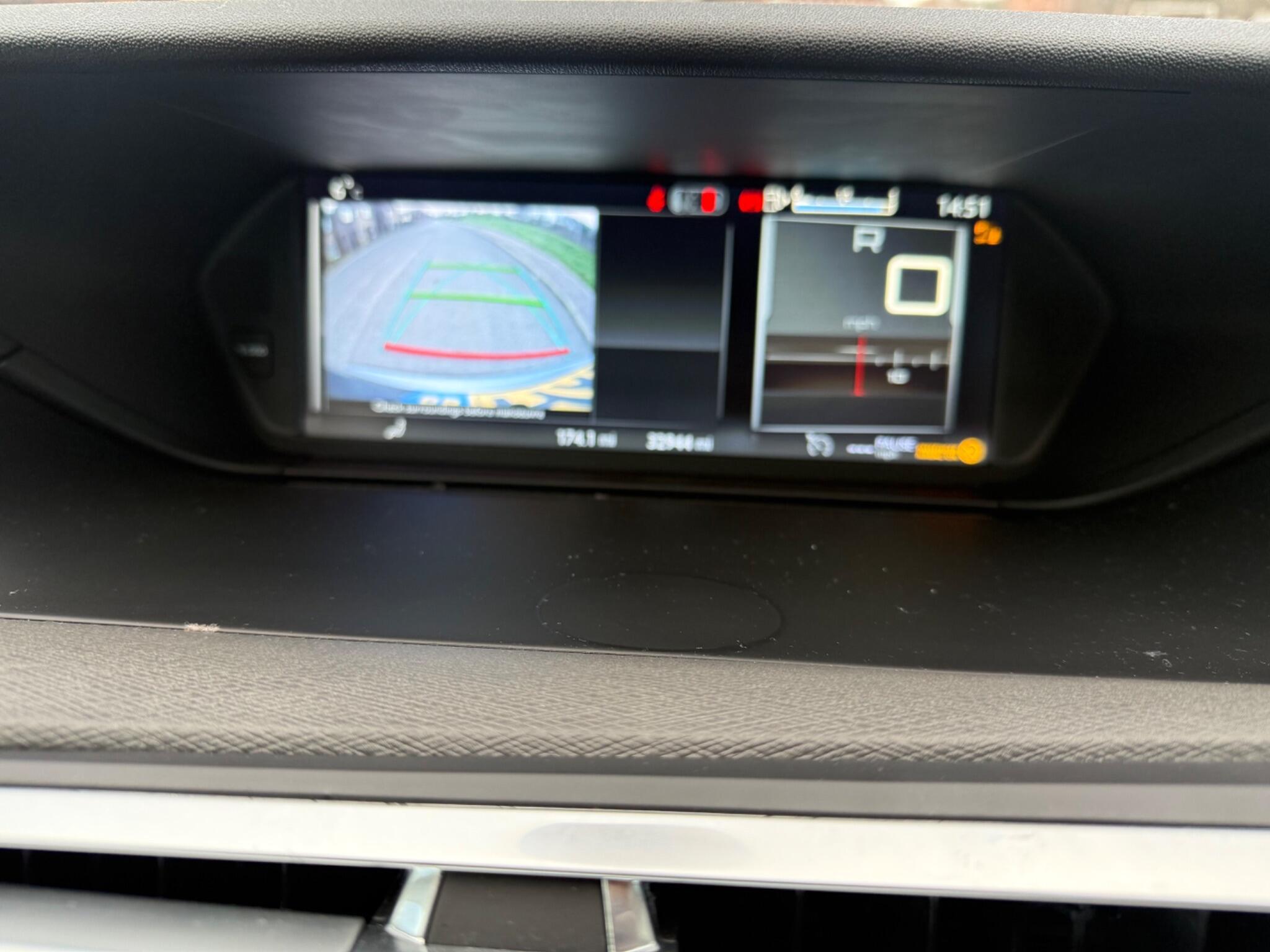 Citroen C4 Picasso - Image 21