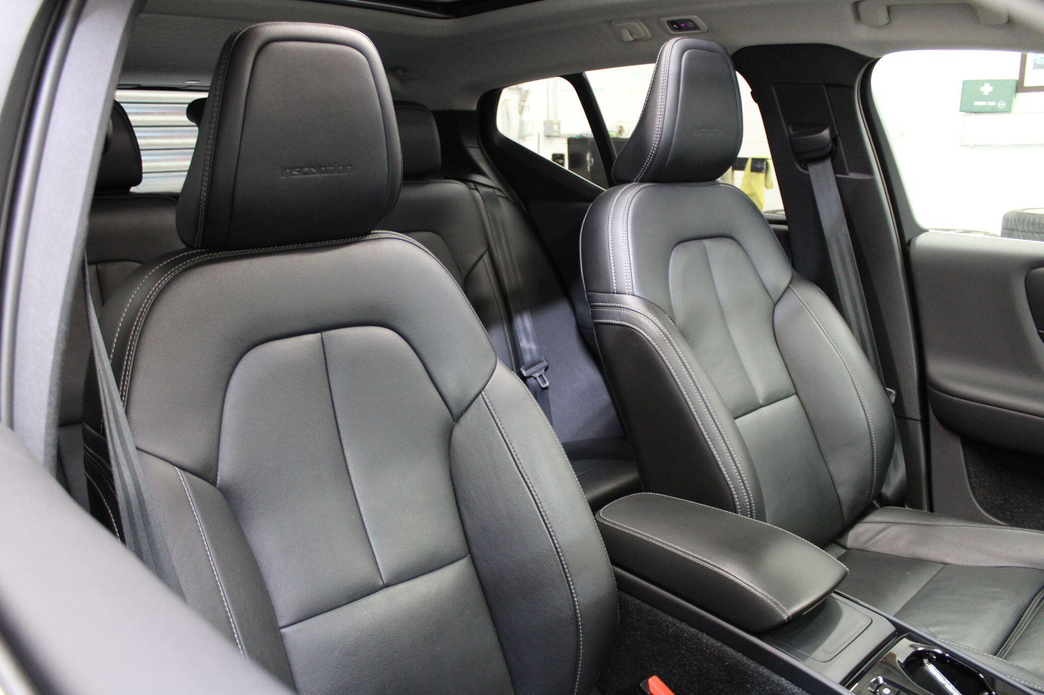 Volvo XC40 - Image 19