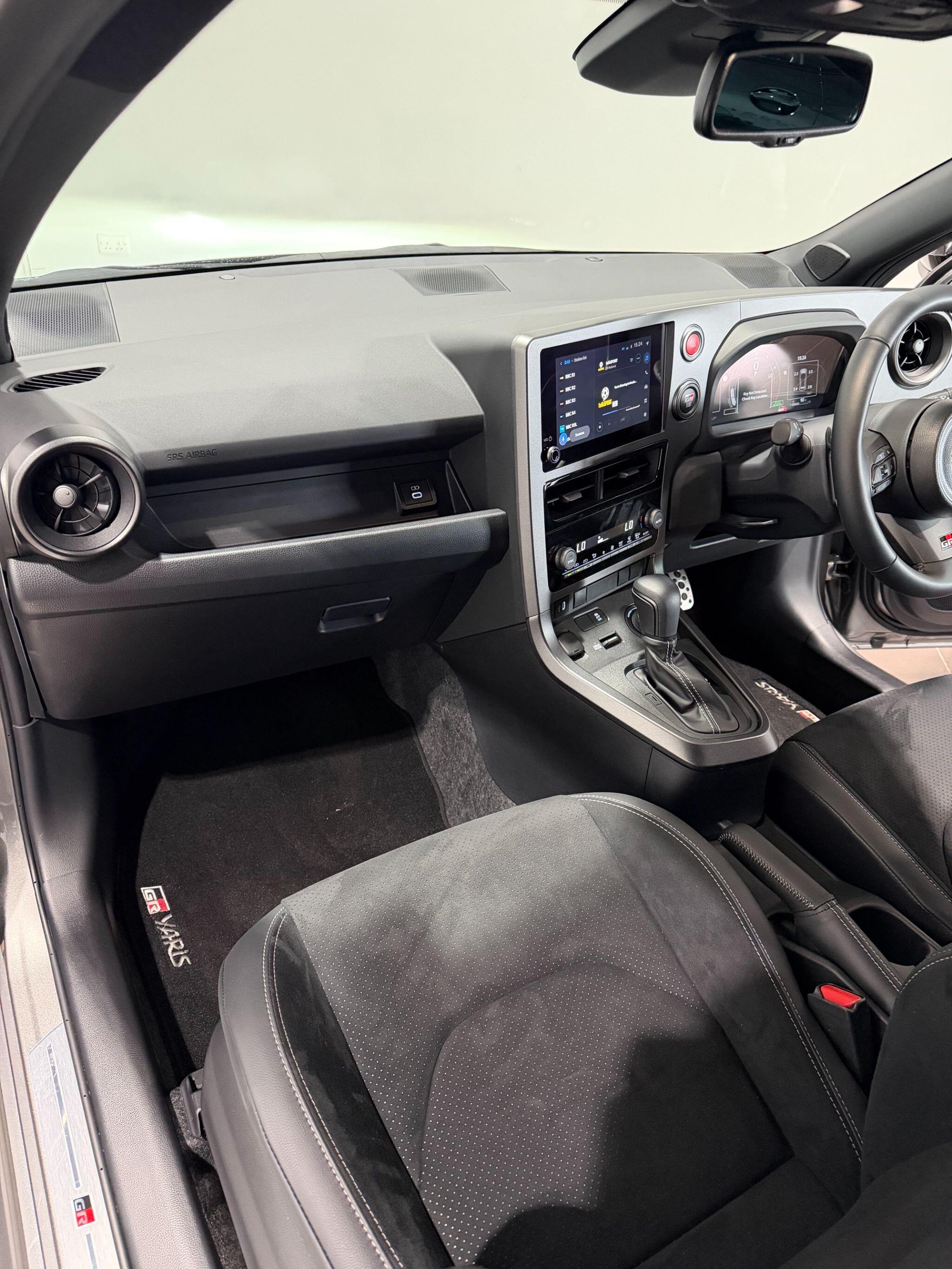 Toyota Yaris - Image 10