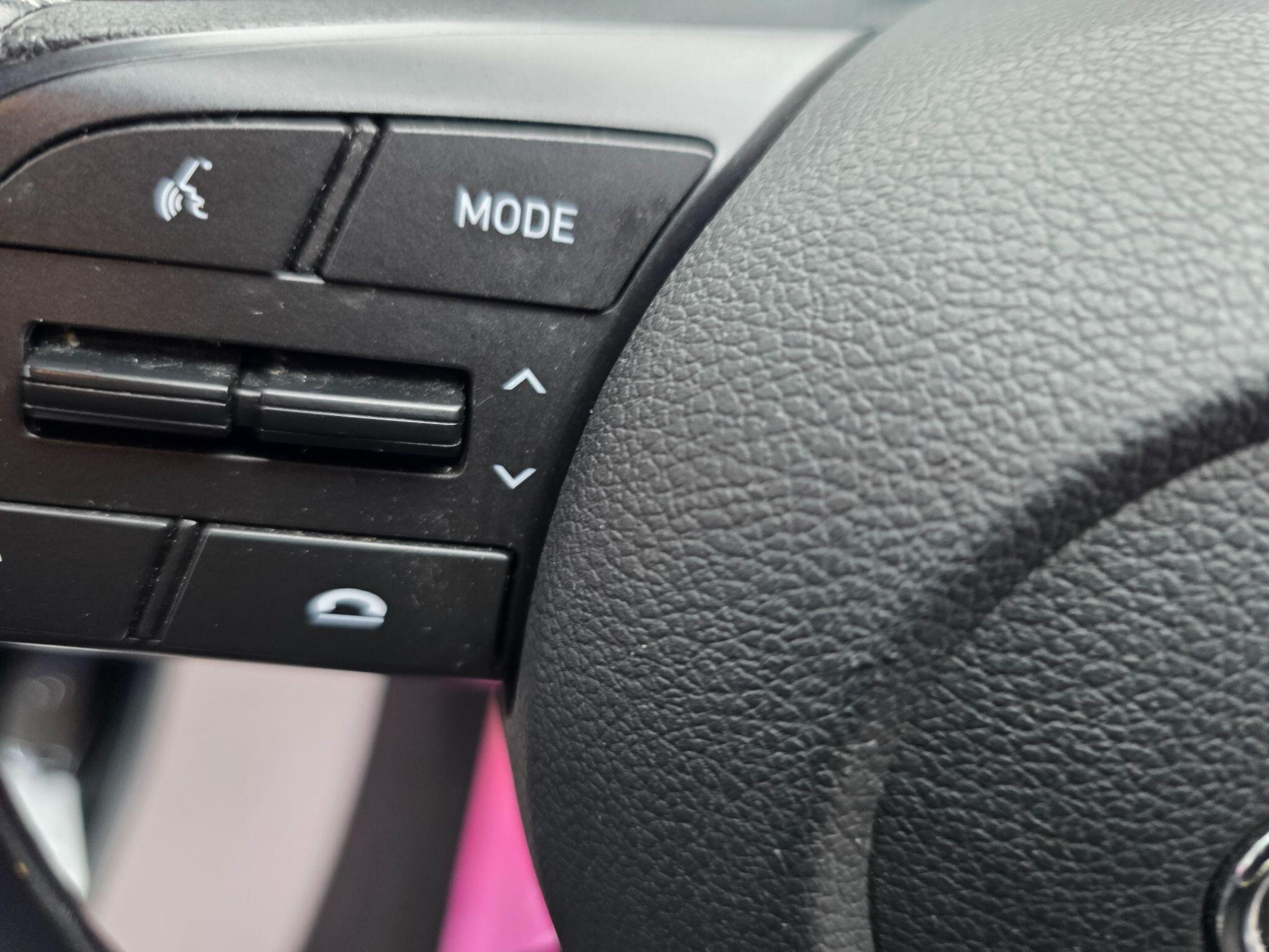 Hyundai i20 - Image 25