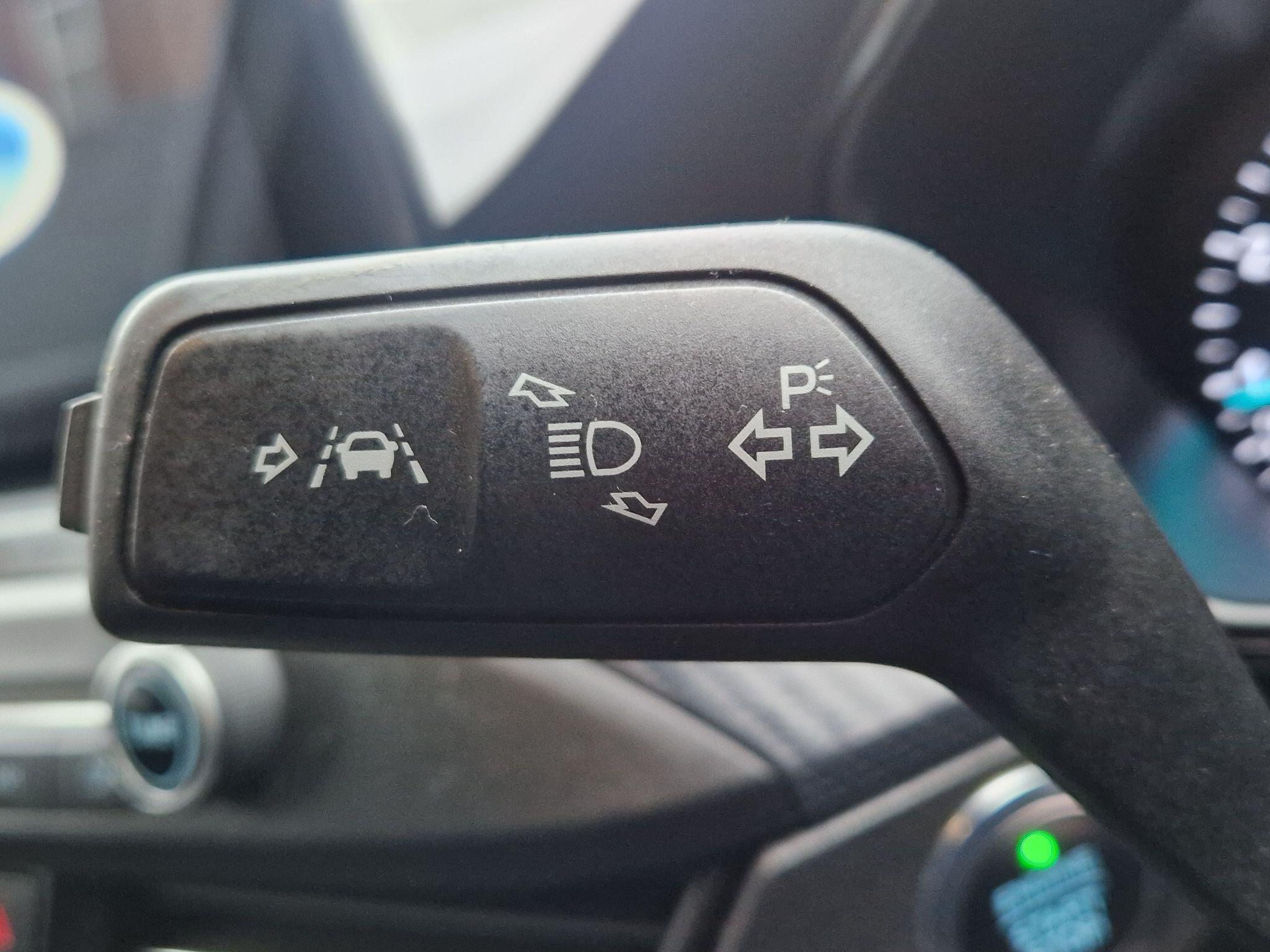 Ford Focus - Image 43