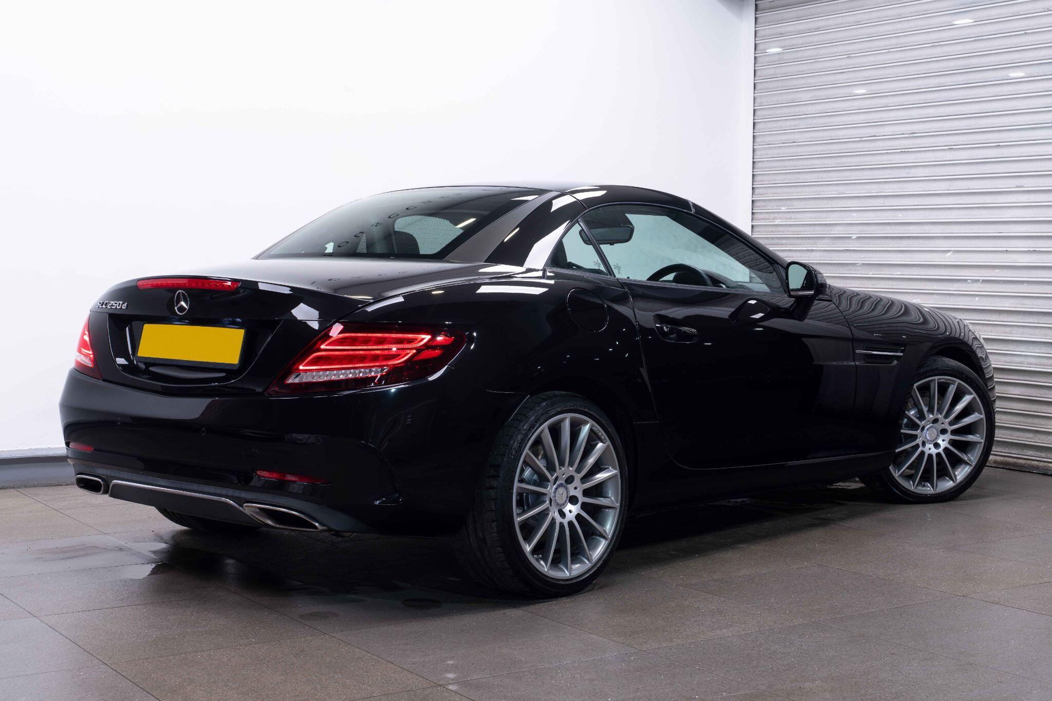 Mercedes SLC - Image 2