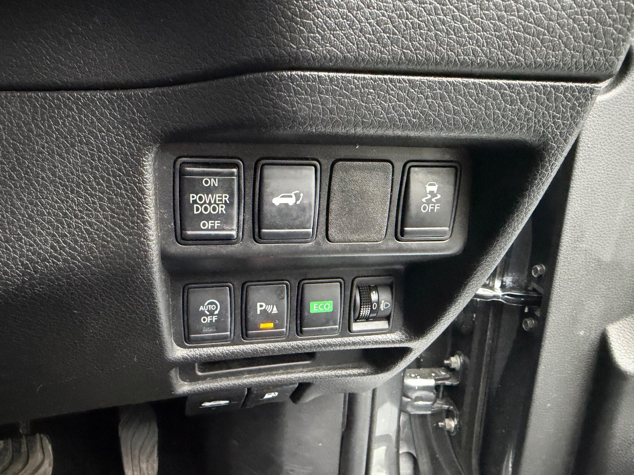 Nissan X-Trail - Image 16