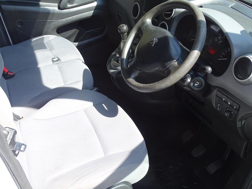 Peugeot Partner - Image 14