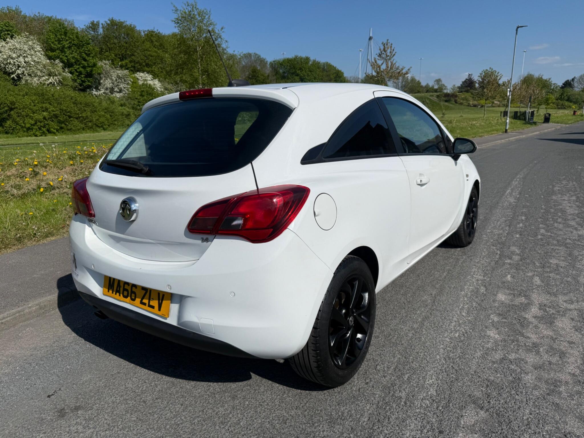 Vauxhall Corsa - Image 3