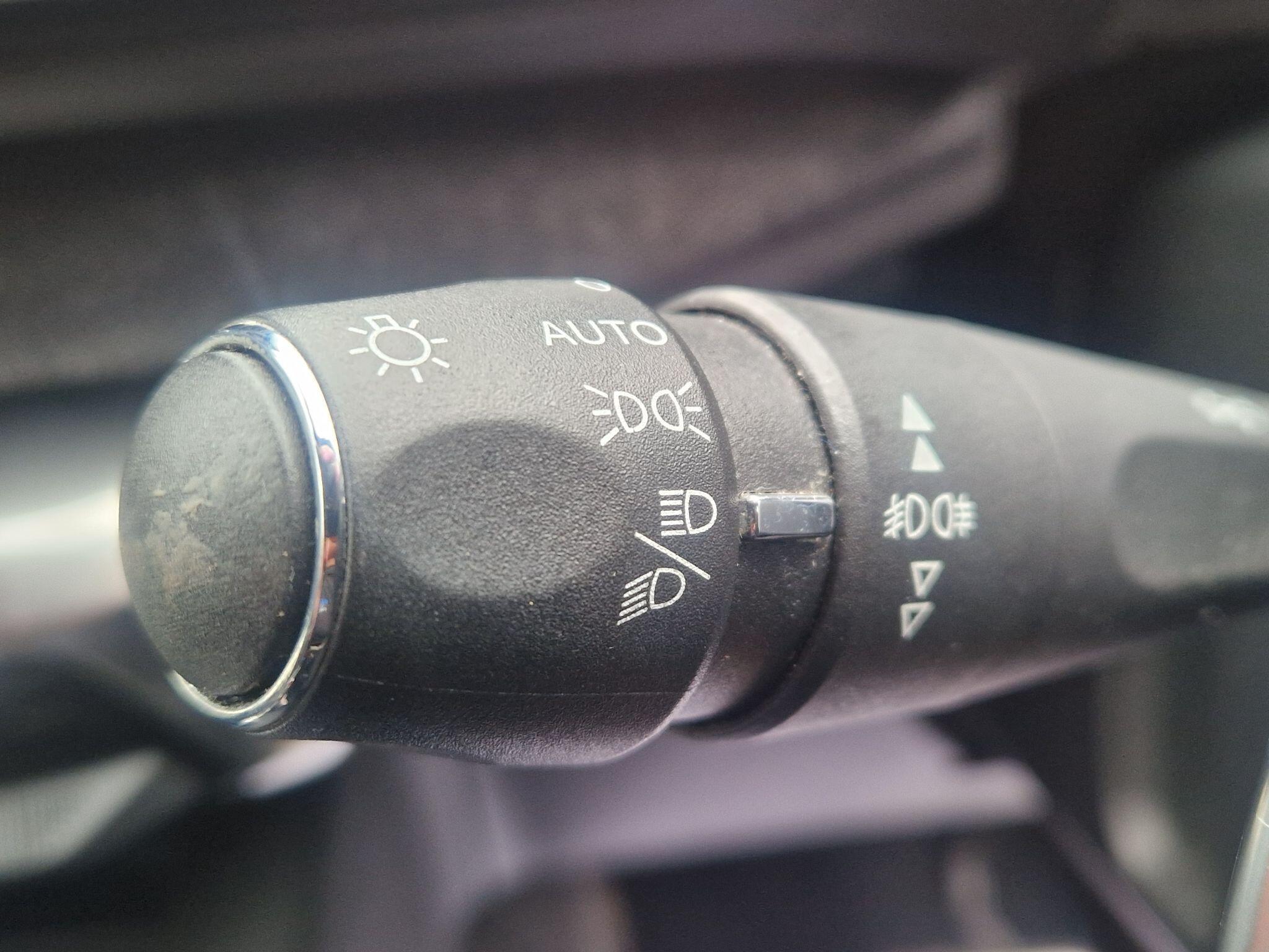 Peugeot 5008 - Image 46