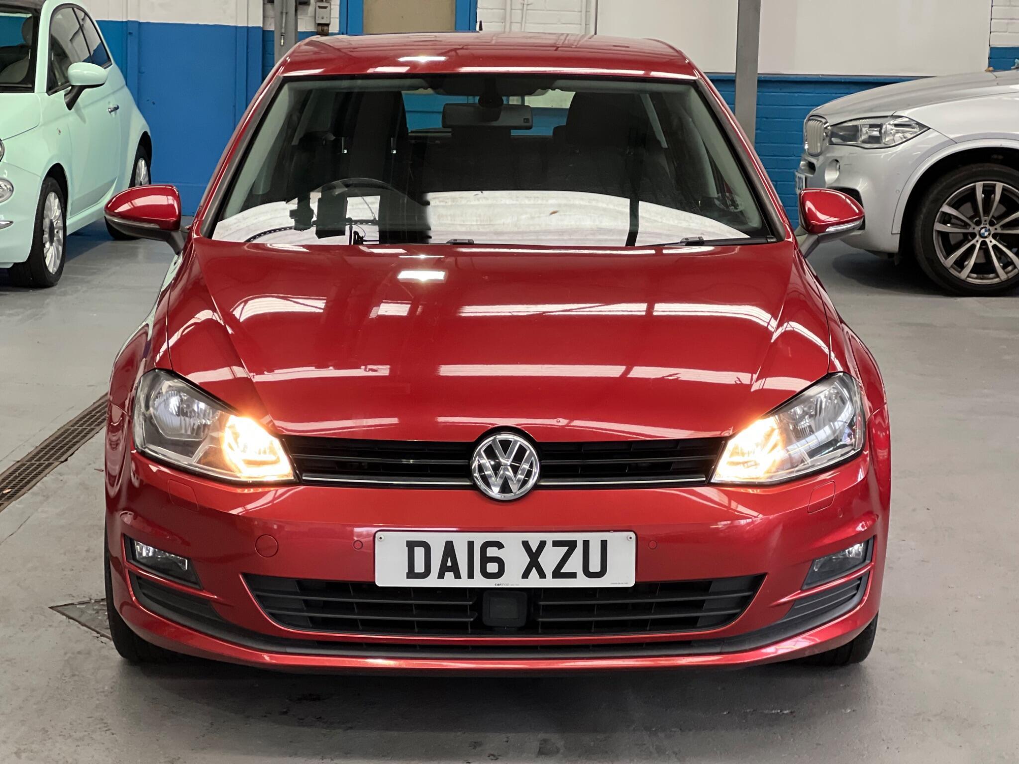 Volkswagen Golf - Image 5