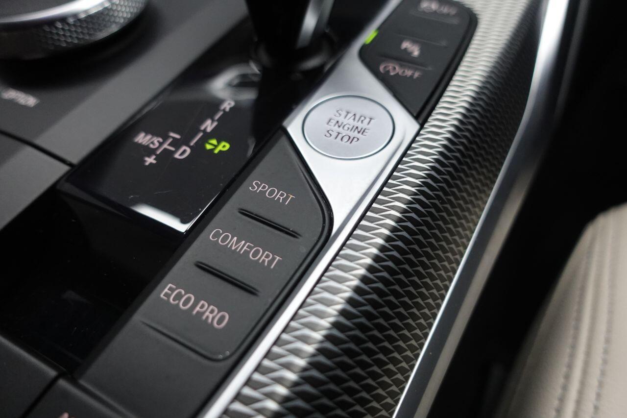 BMW 3 Series - Image 30