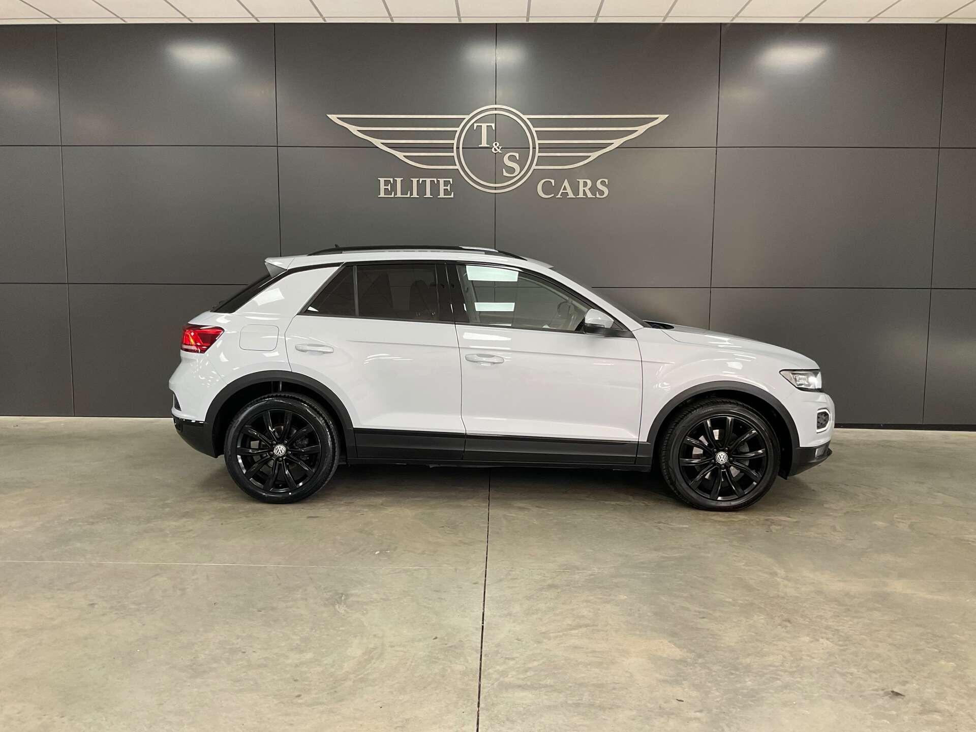 Volkswagen T-Roc - Image 2