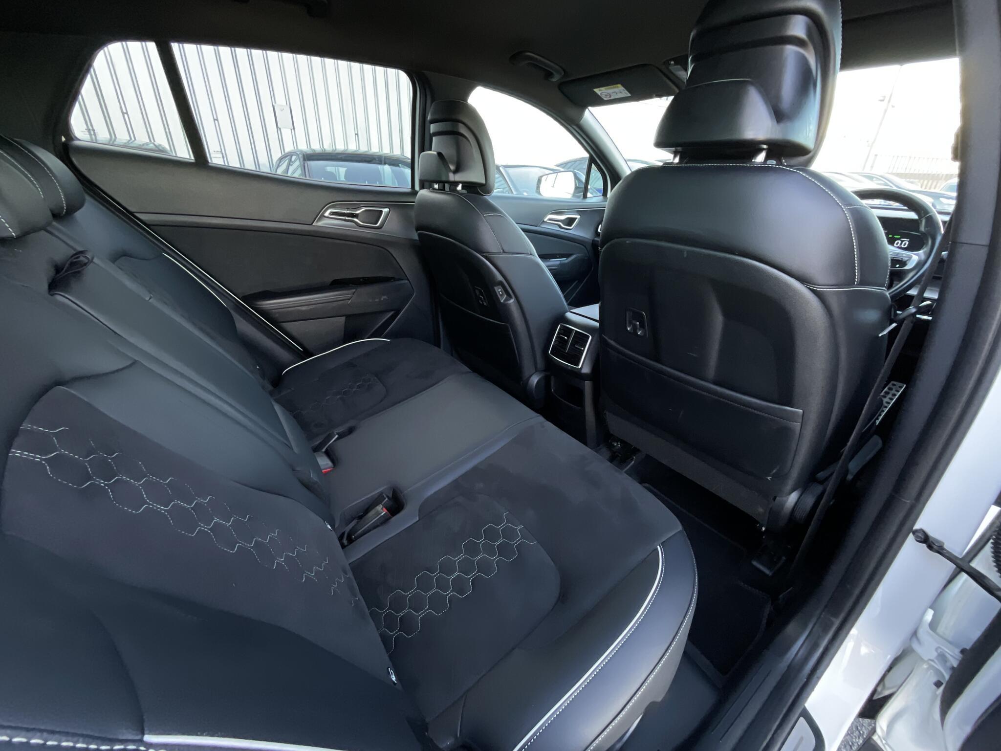Kia Sportage - Image 10